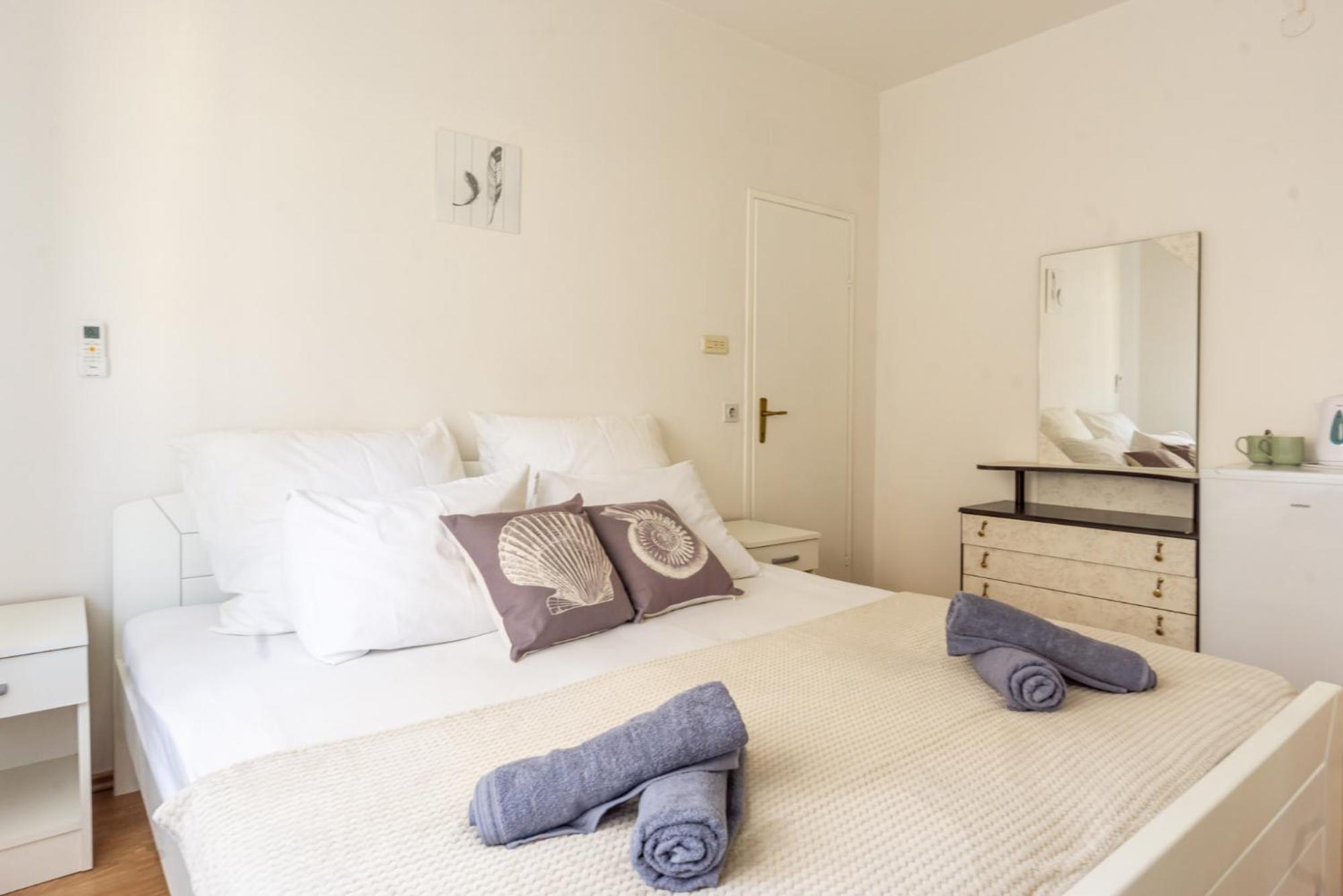 Standard Double Room photo 3