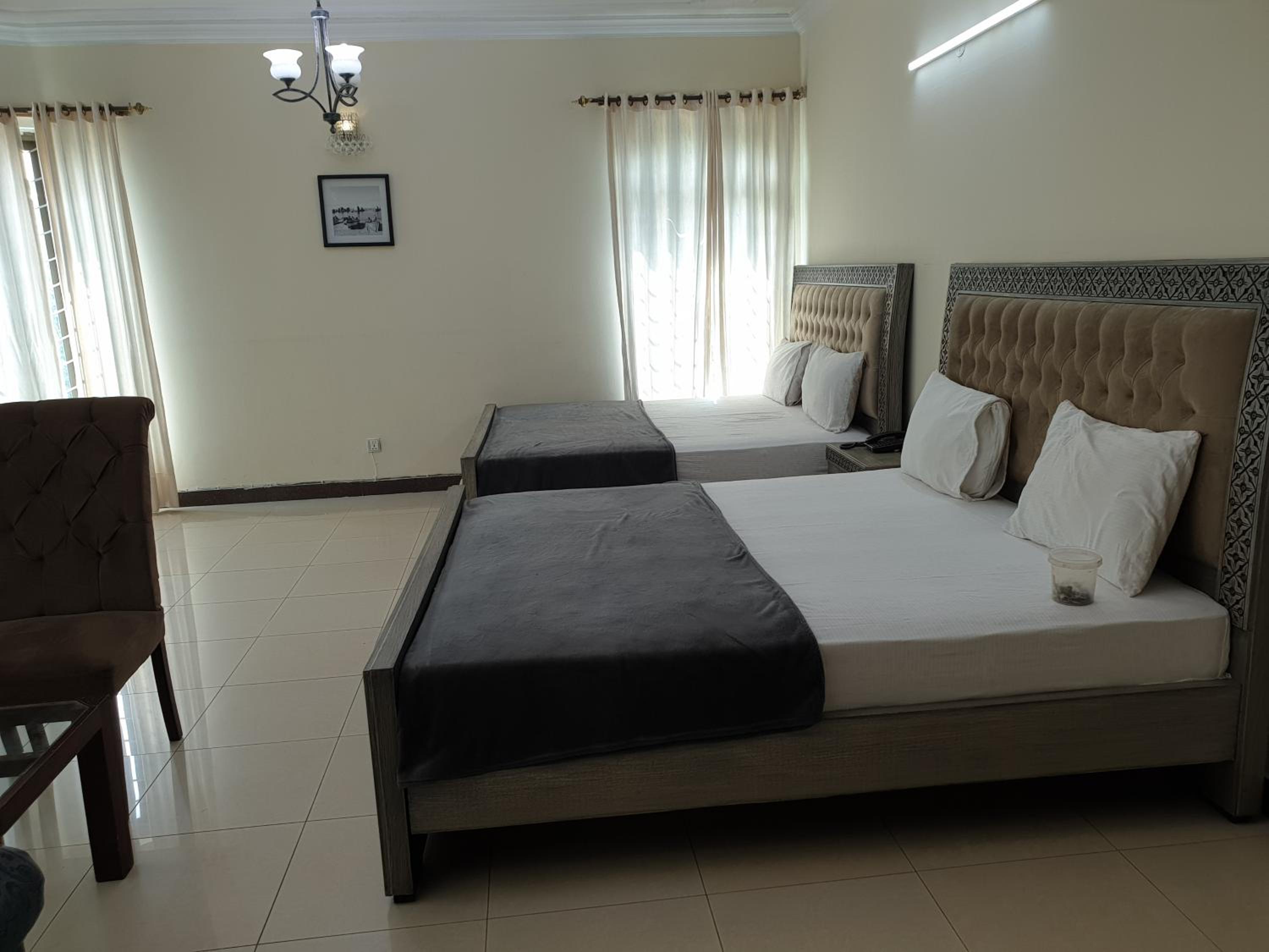 Superior Double or Twin Room - Photo 6