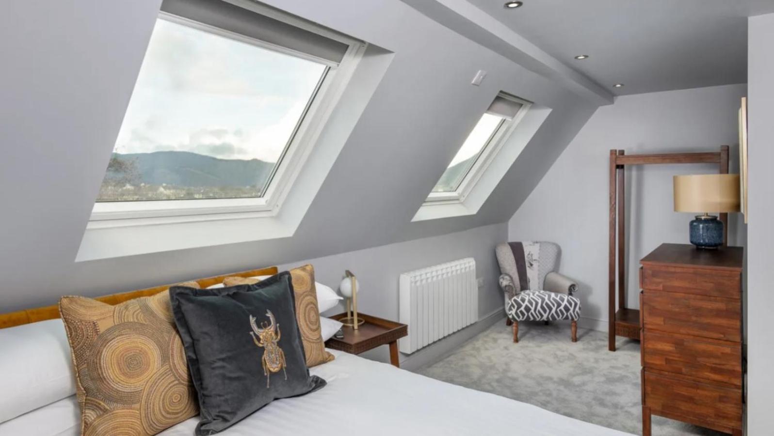 Apartment with Mountain View photo 3