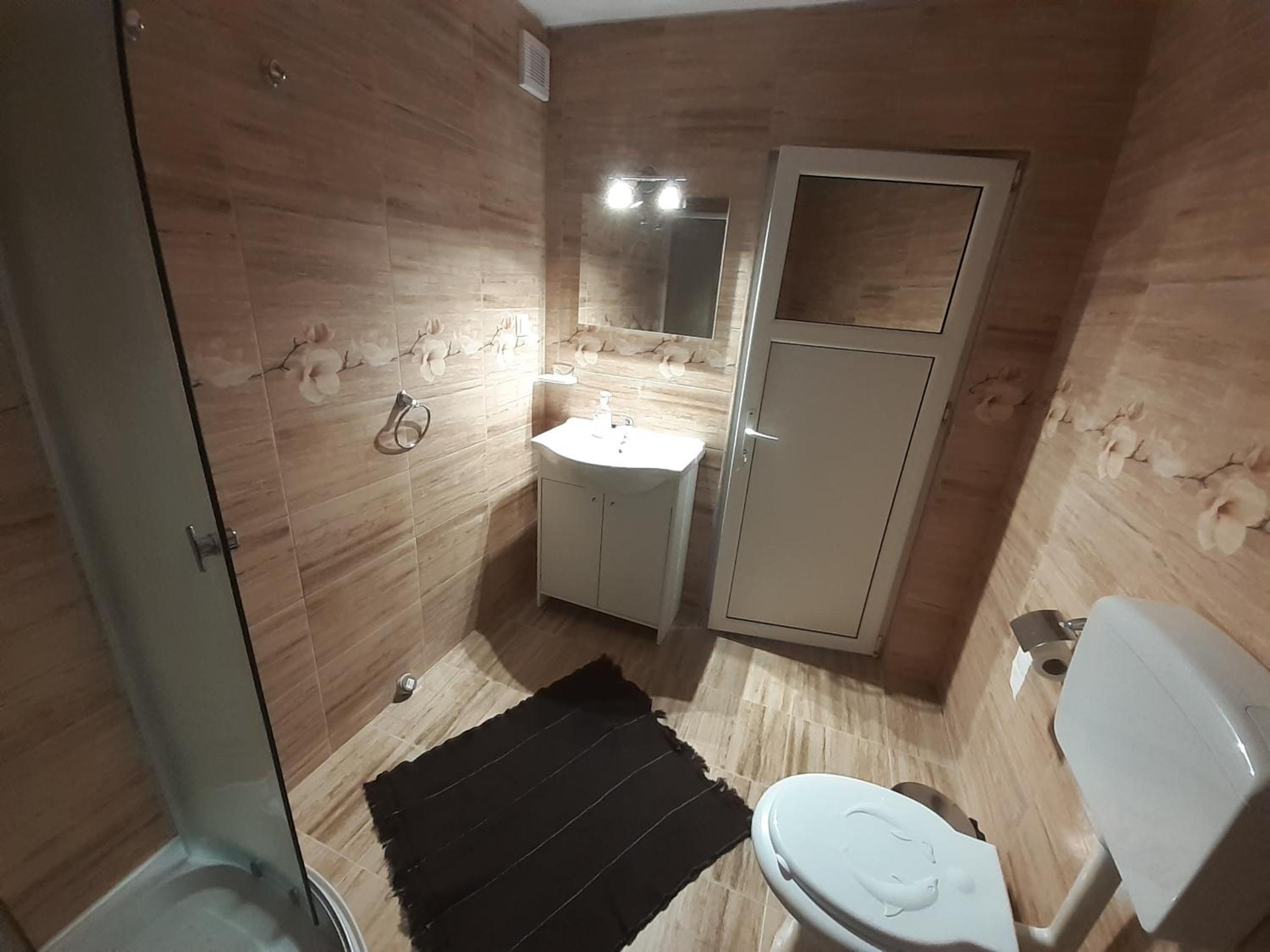 Double Room With Private Bathroom photo 3