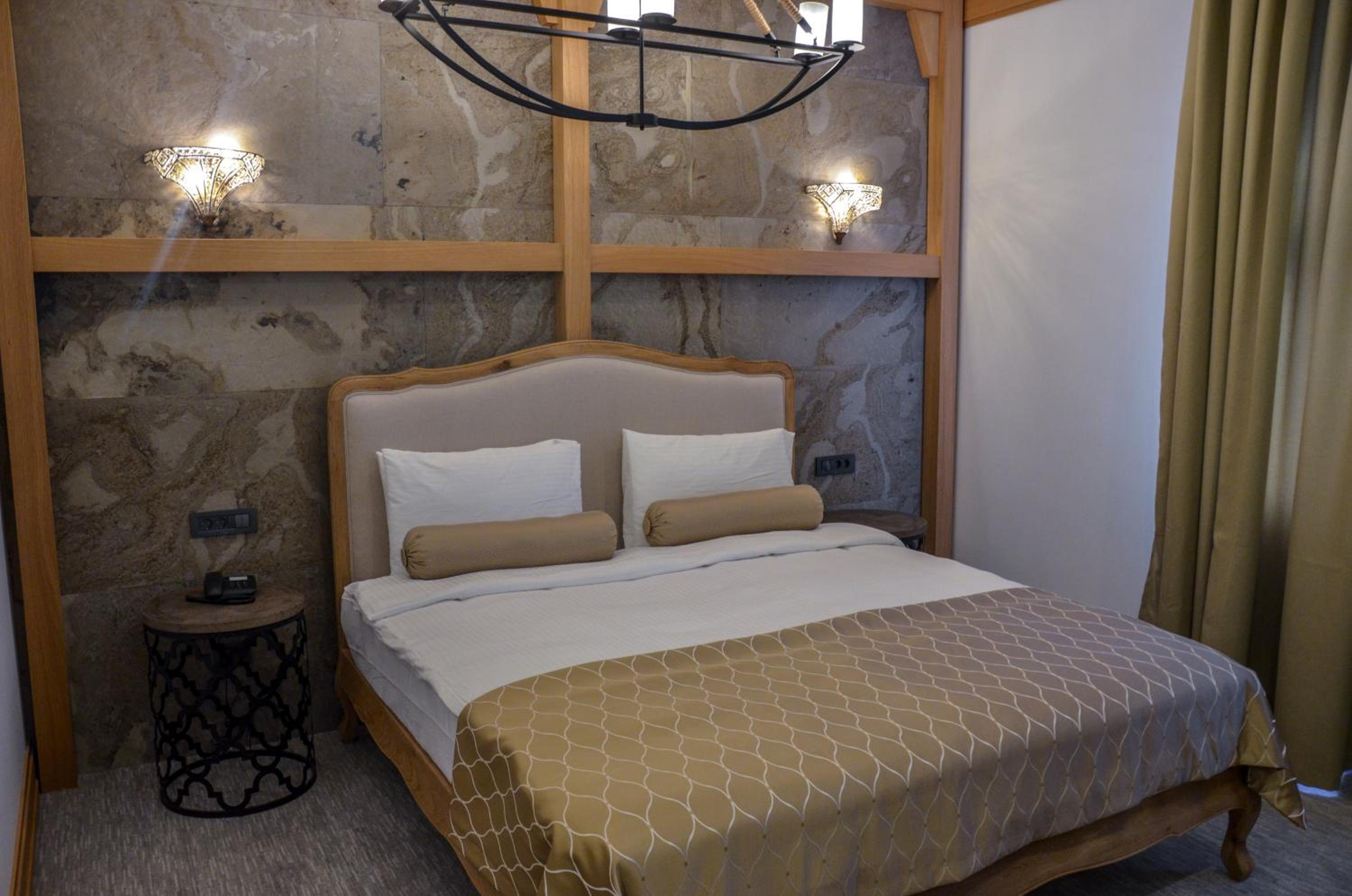 Standard Double Room - Photo 1
