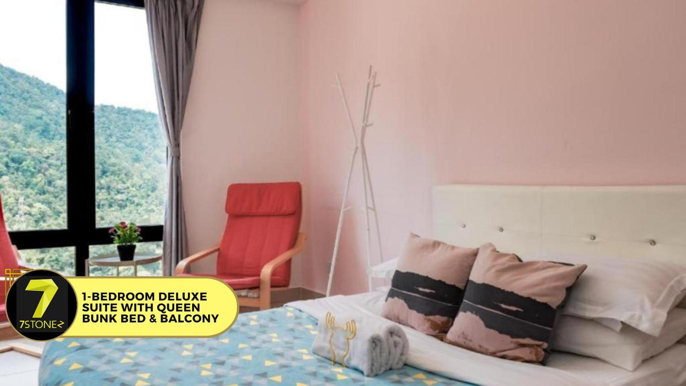 1-Bedroom Deluxe Suite with Balcony