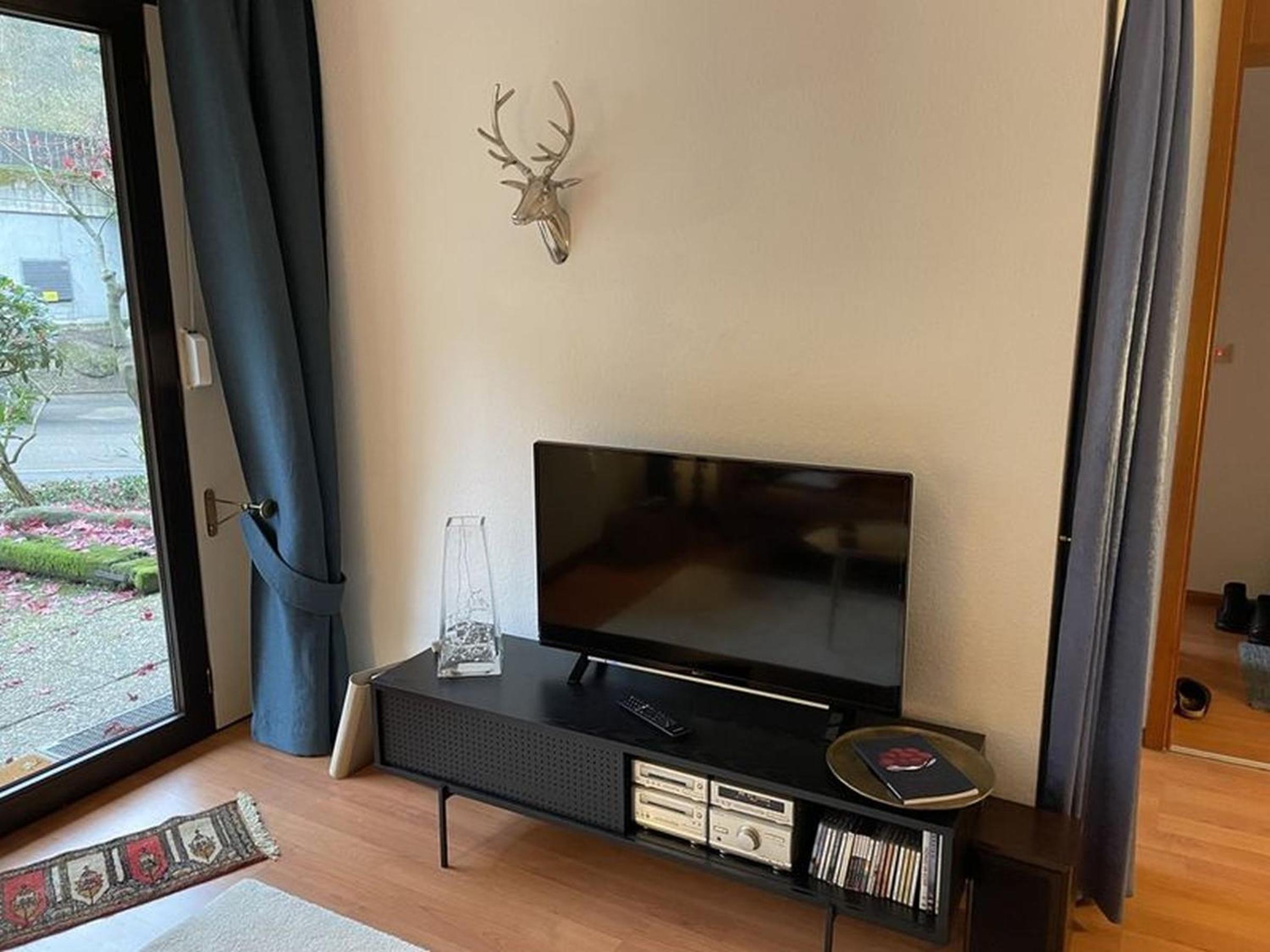 One-Bedroom Apartment with Garden View photo 3