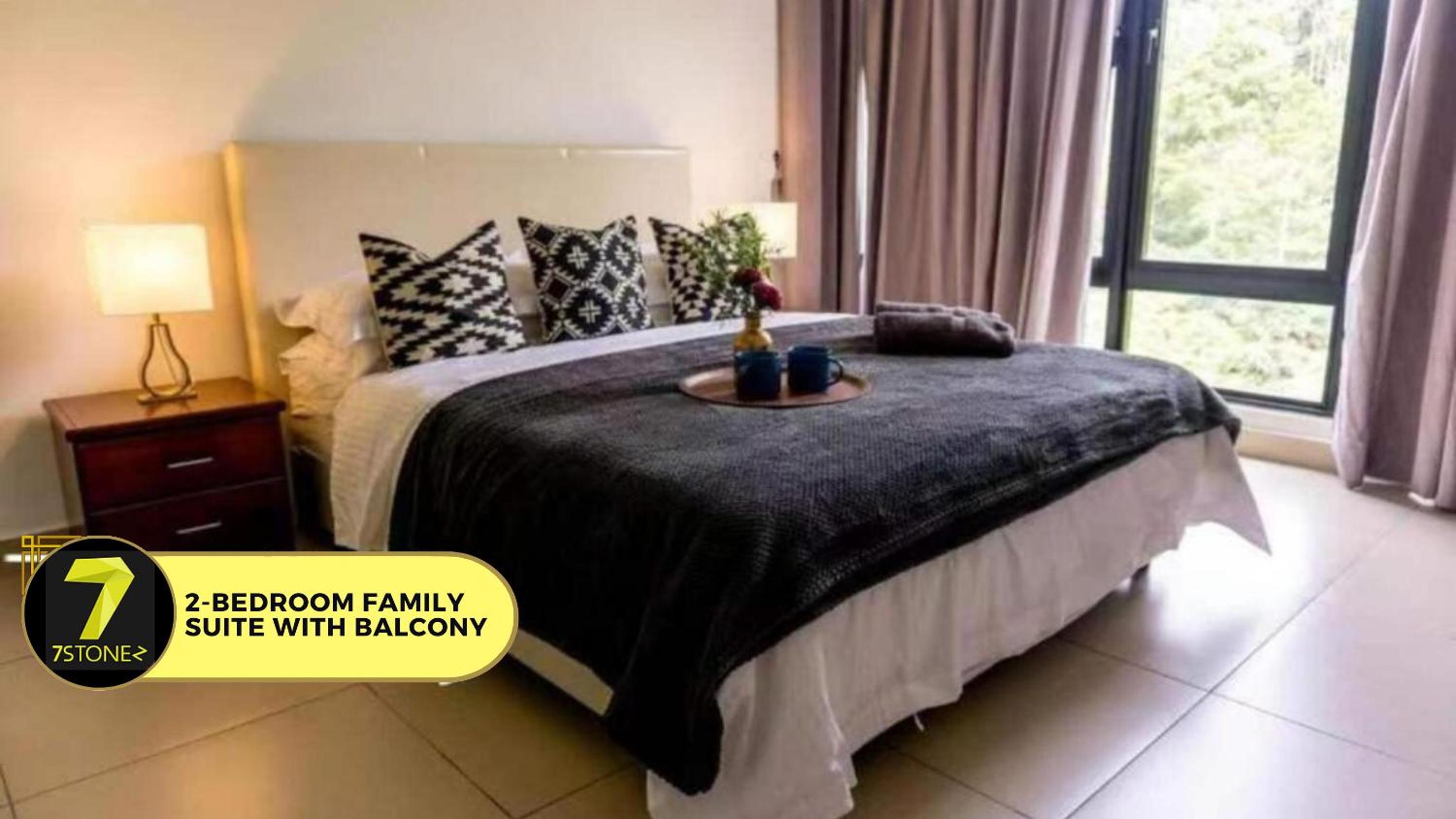 2-Bedroom Family Suite with Balcony - Photo 2