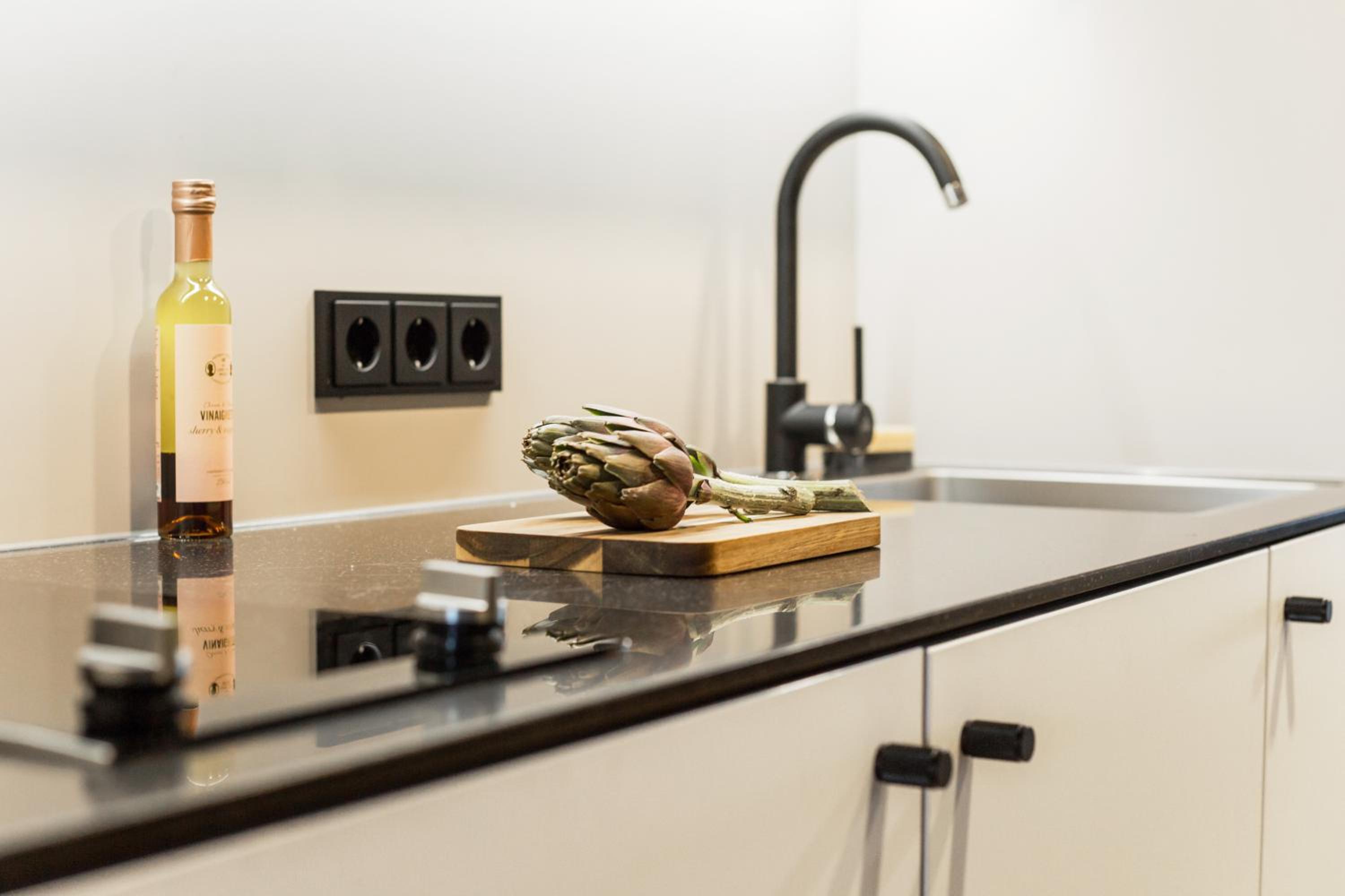 Standard Studio - Photo 10