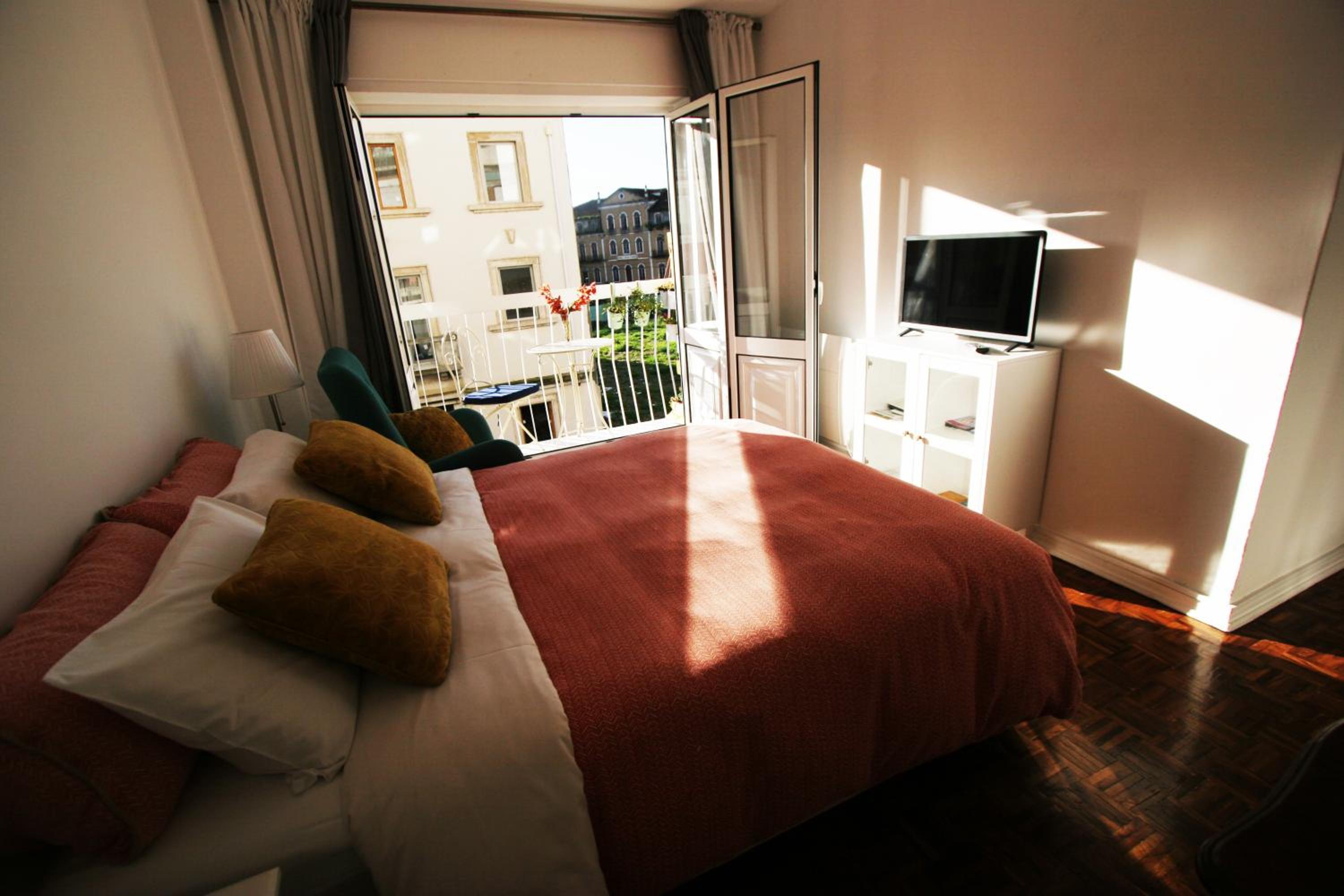 Double Room with Private Bathroom - Photo 1