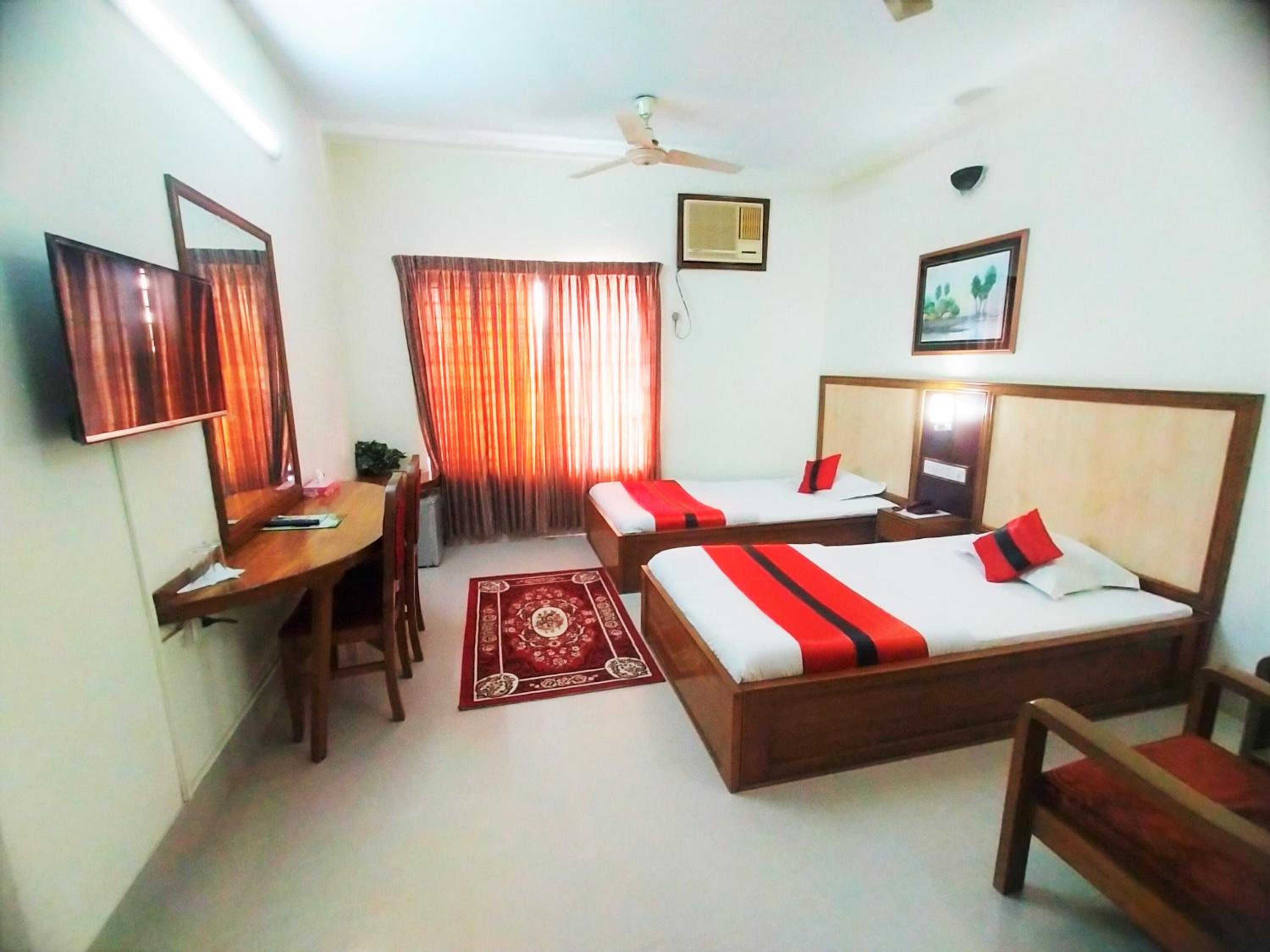 Deluxe Double or Twin Room
