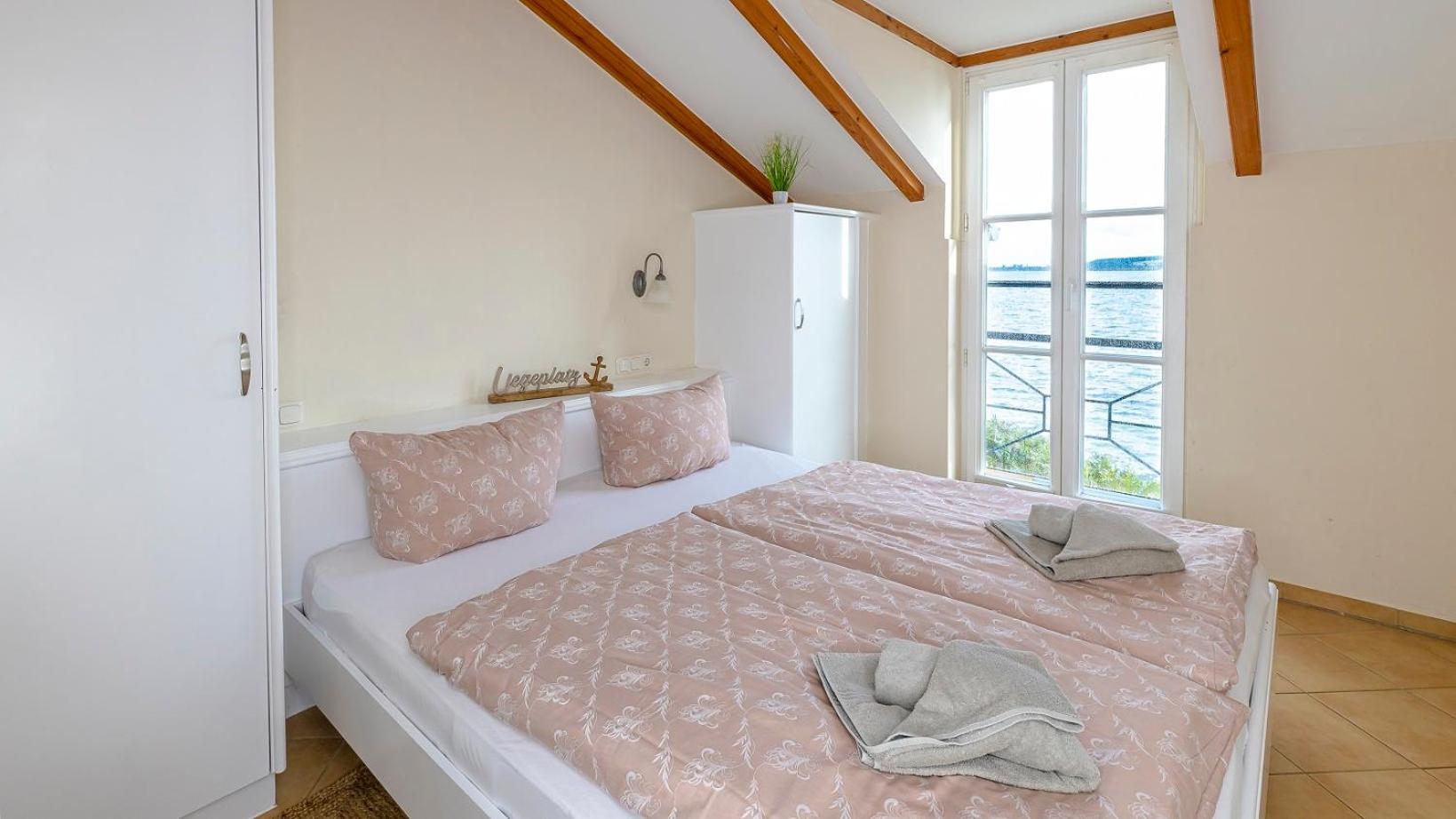 Two-Bedroom Maisonette With Sea View photo 2