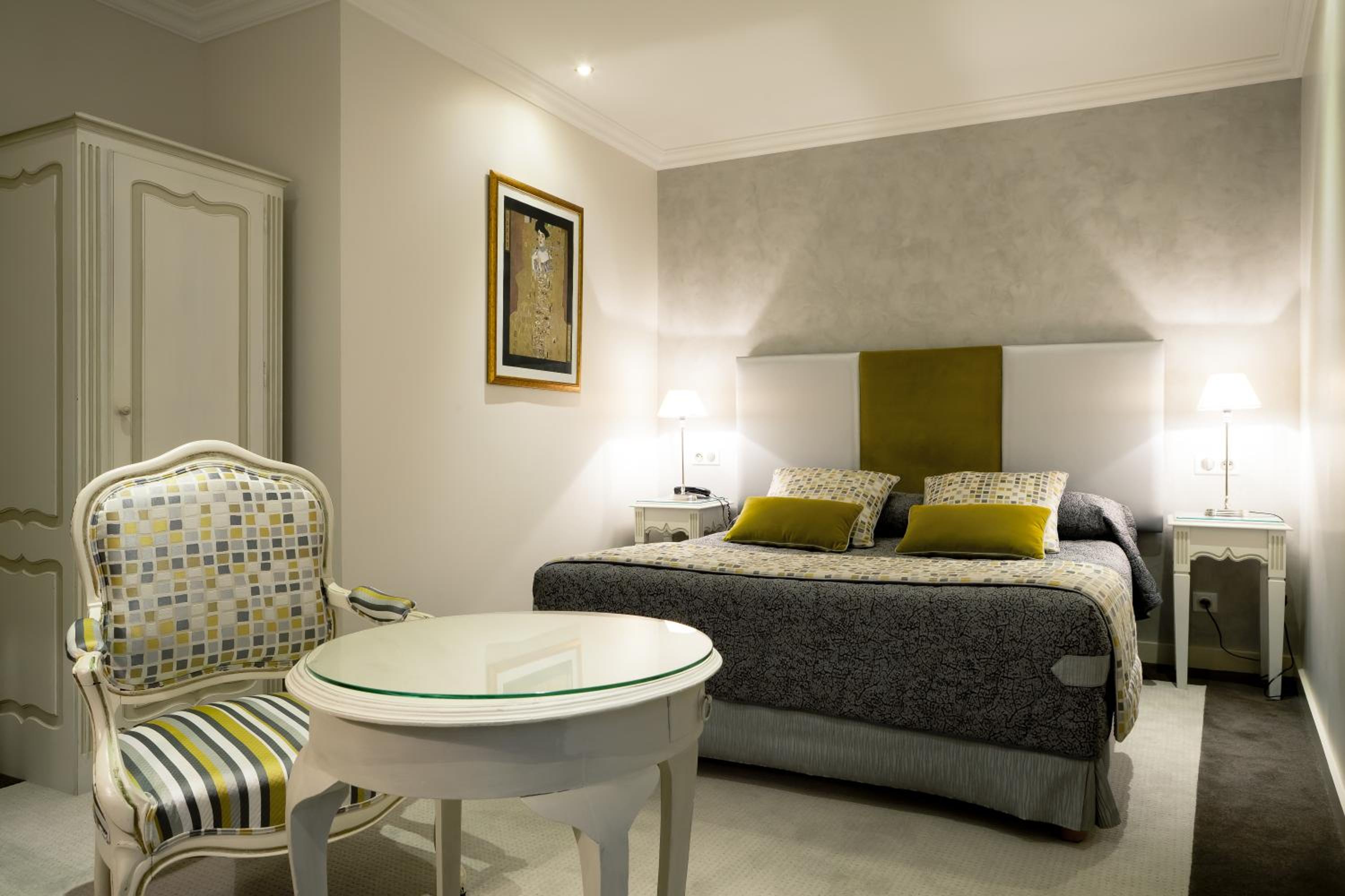 Superior Double Room - Photo 2