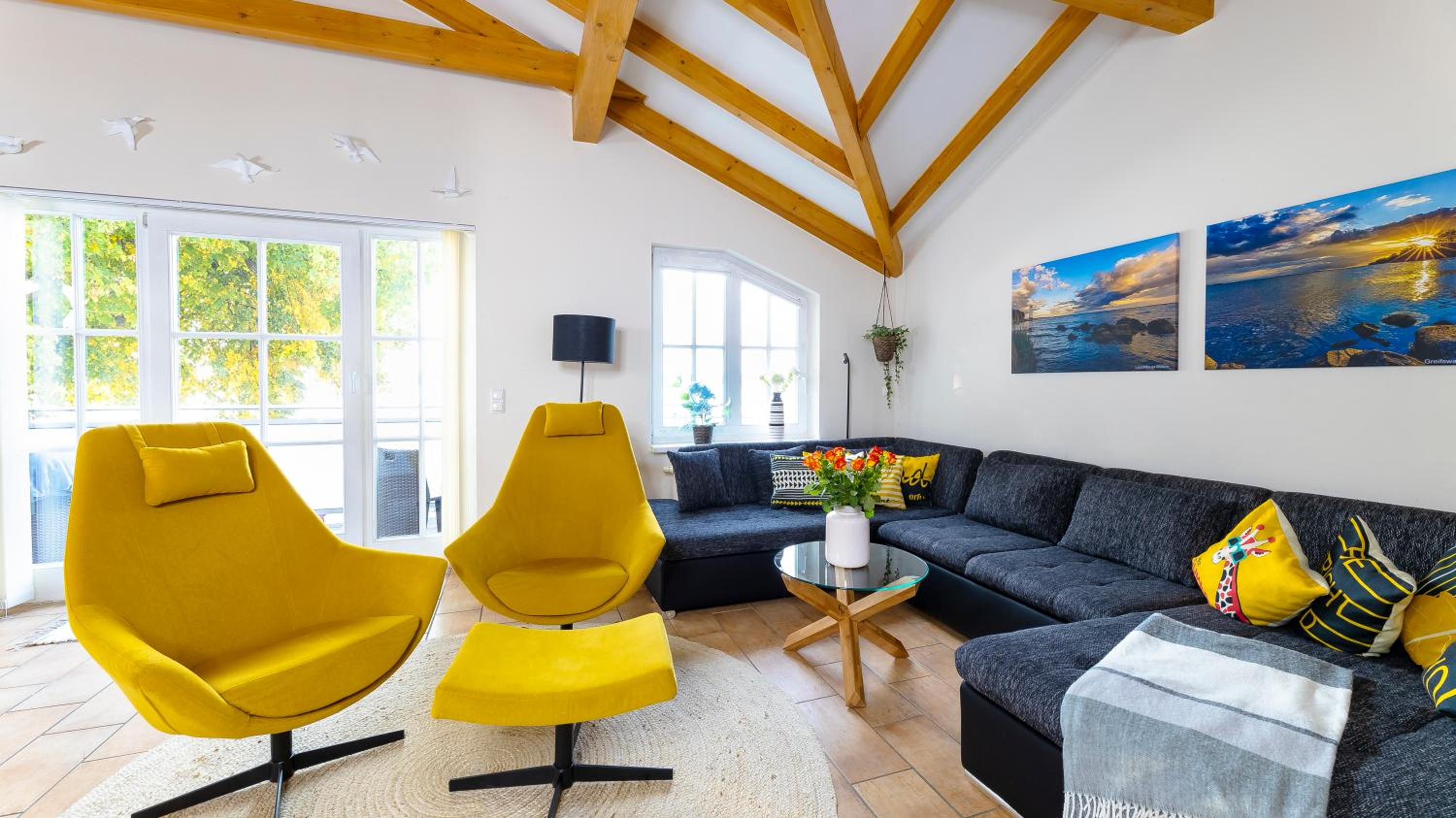 Two-Bedroom Penthouse Apartment With Roof Terrace photo 1