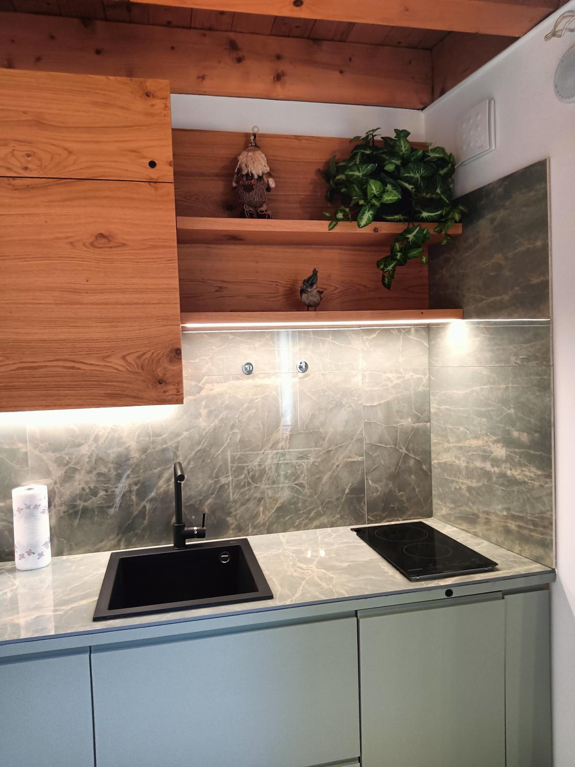 Studio Apartment - Photo 13
