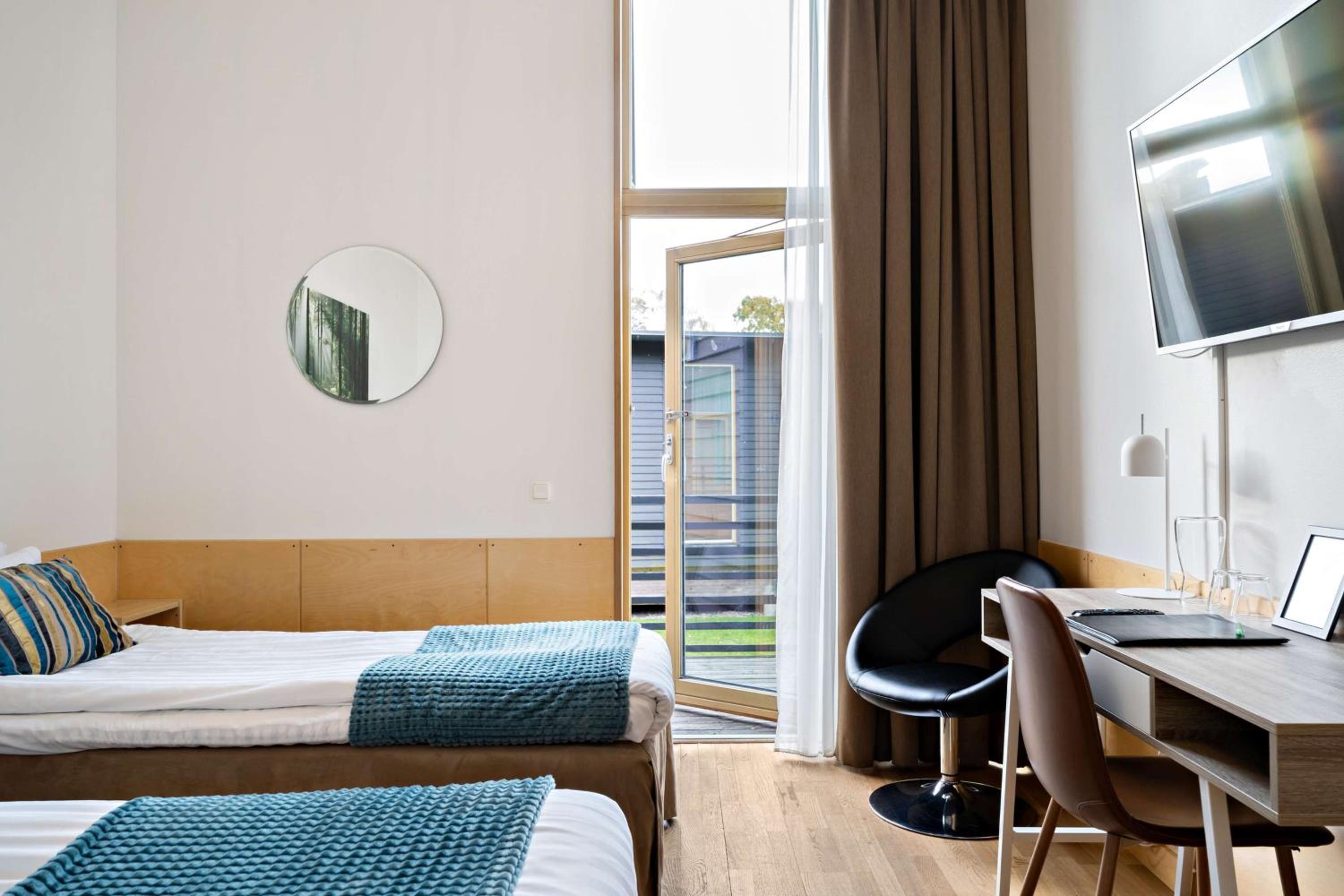 Classic Twin Room with Balcony - Non-Smoking