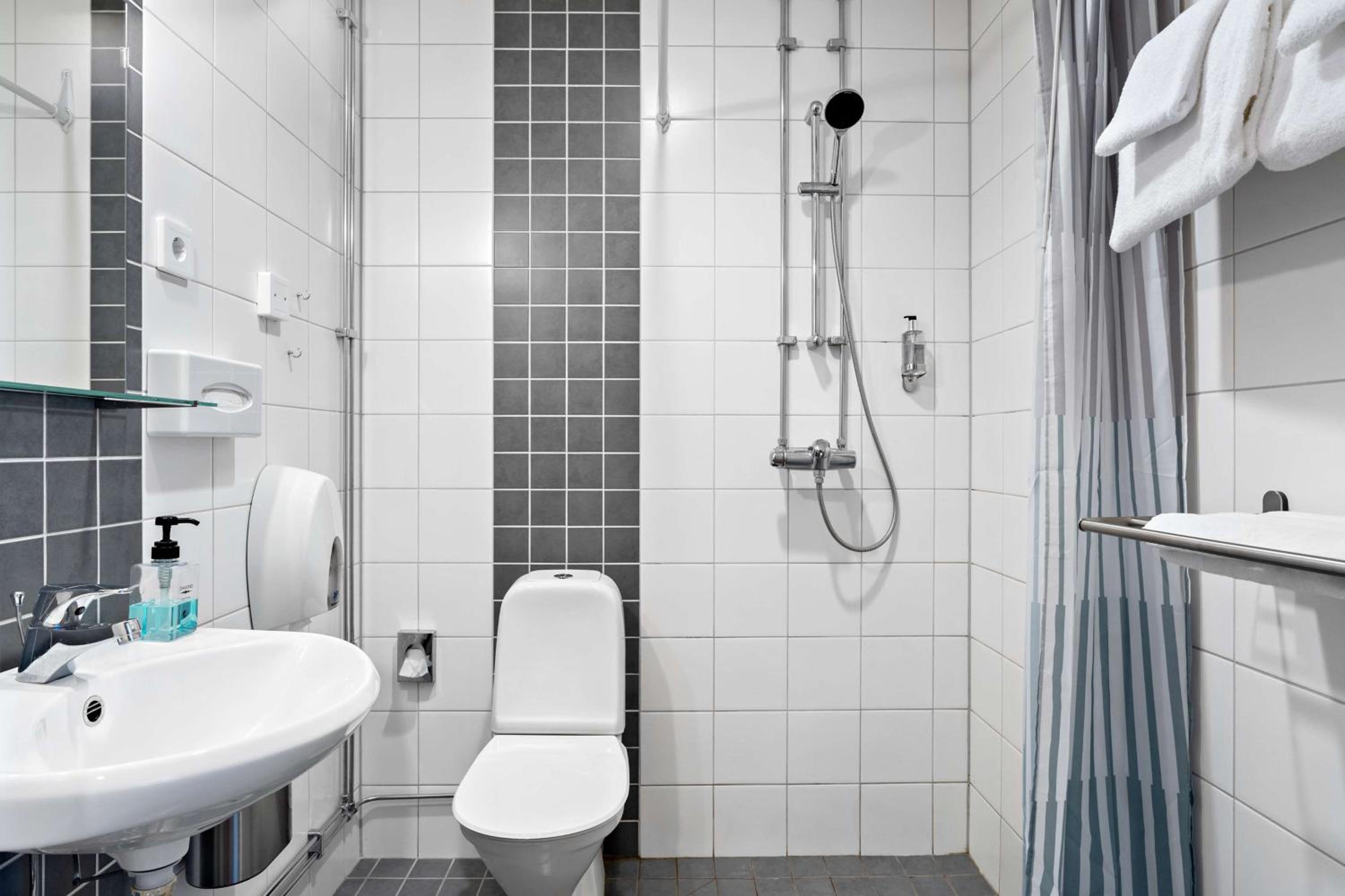 Small Superior Twin Room with Terrace - Non-Smoking photo 2