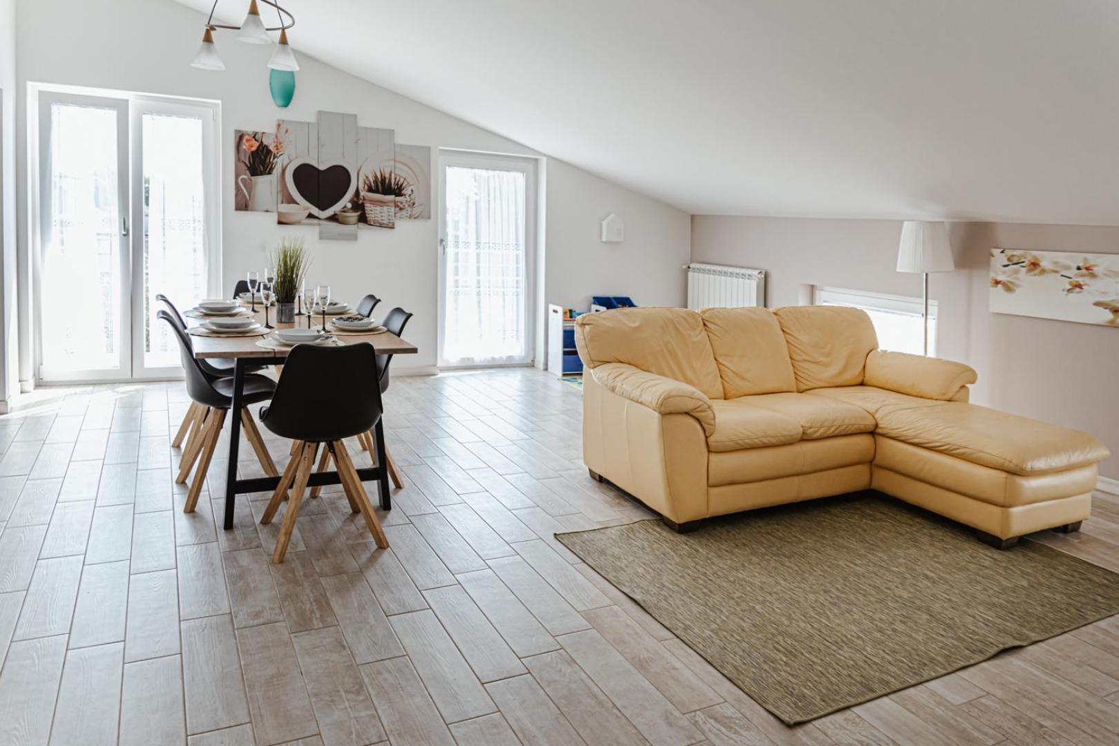 Three-Bedroom Apartment photo 1