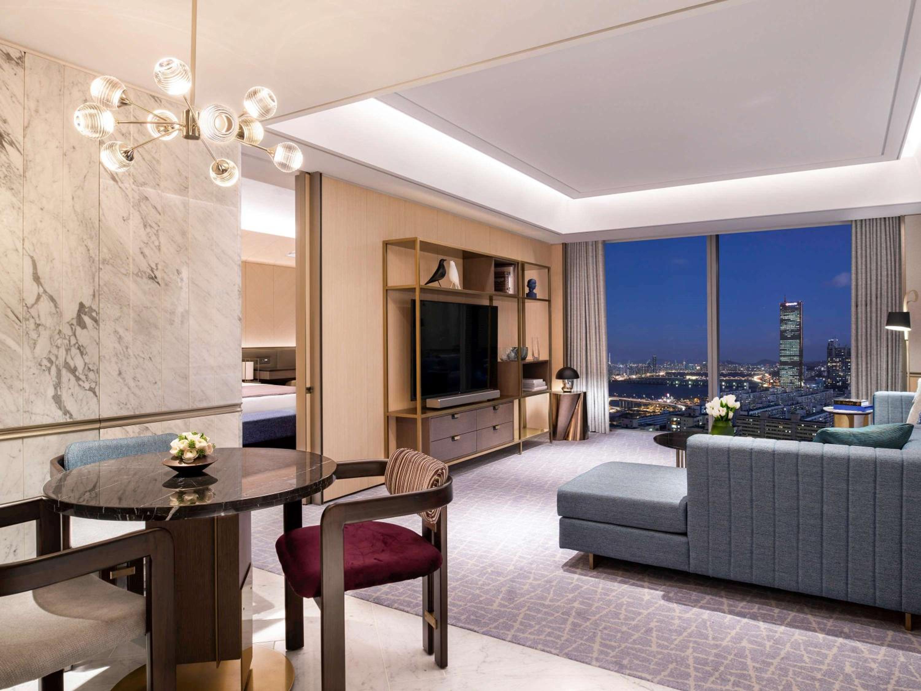 One-Bedroom Classic King Suite - Photo 1