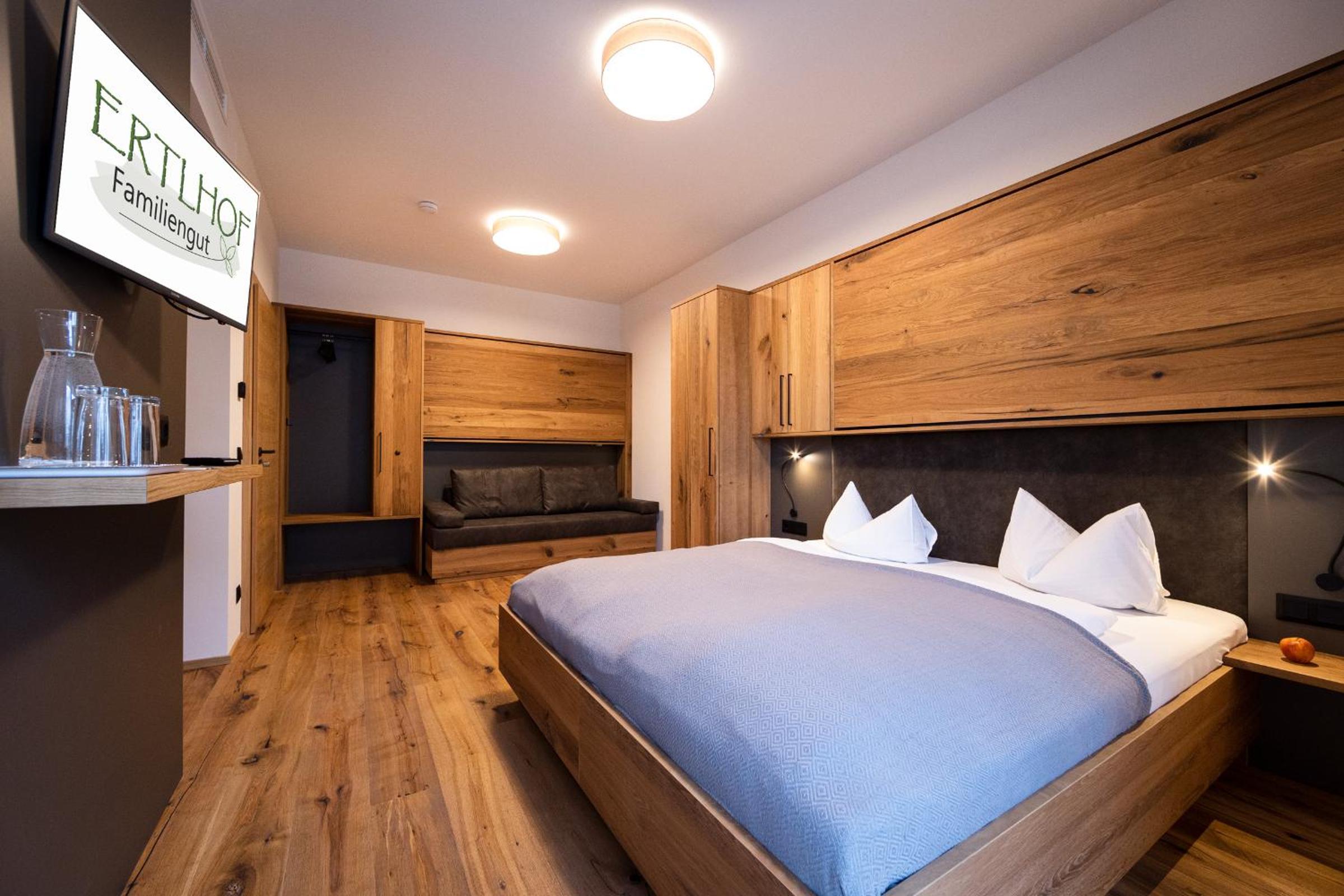 Deluxe Room - Photo 5