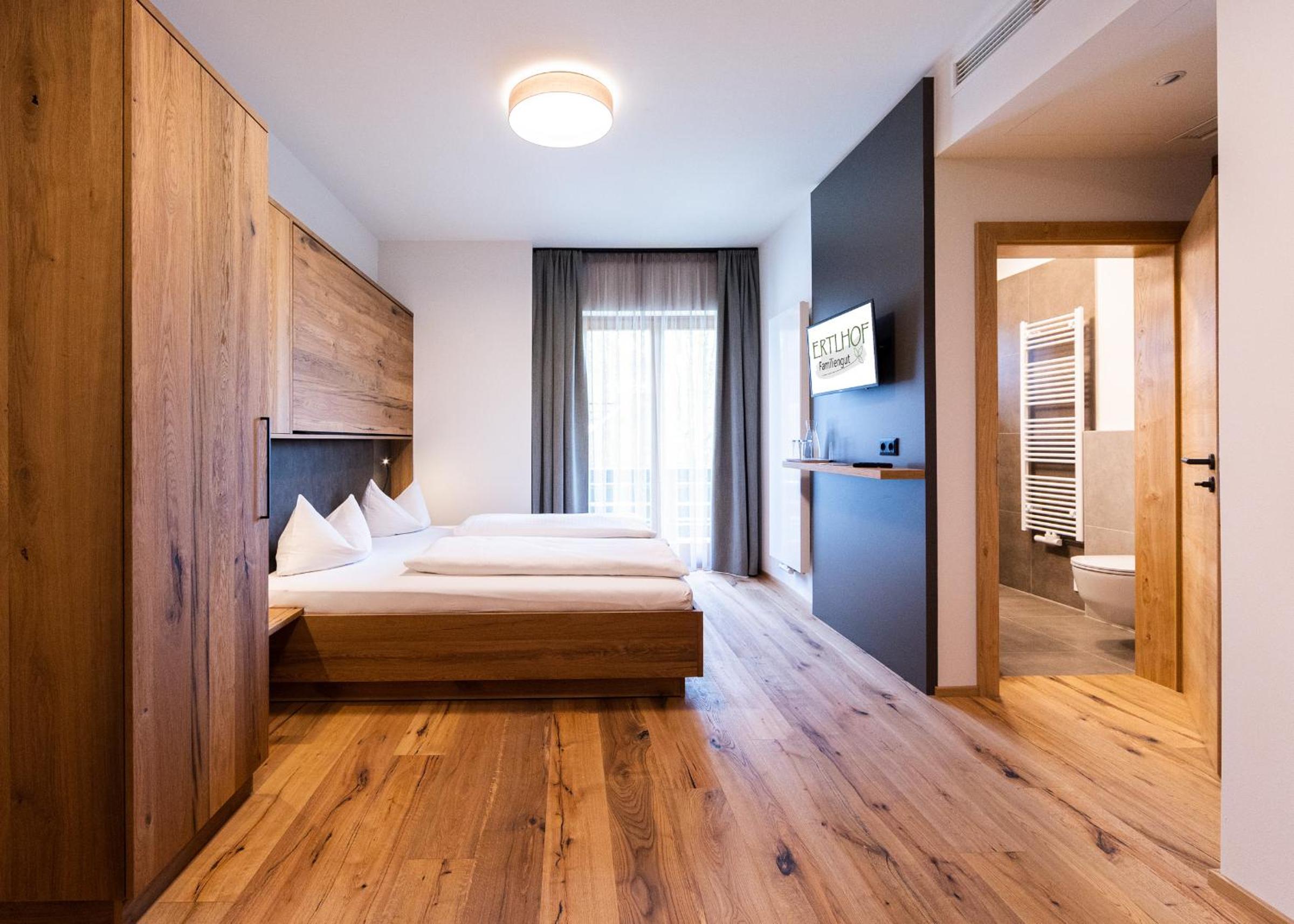 Deluxe Room - Photo 2