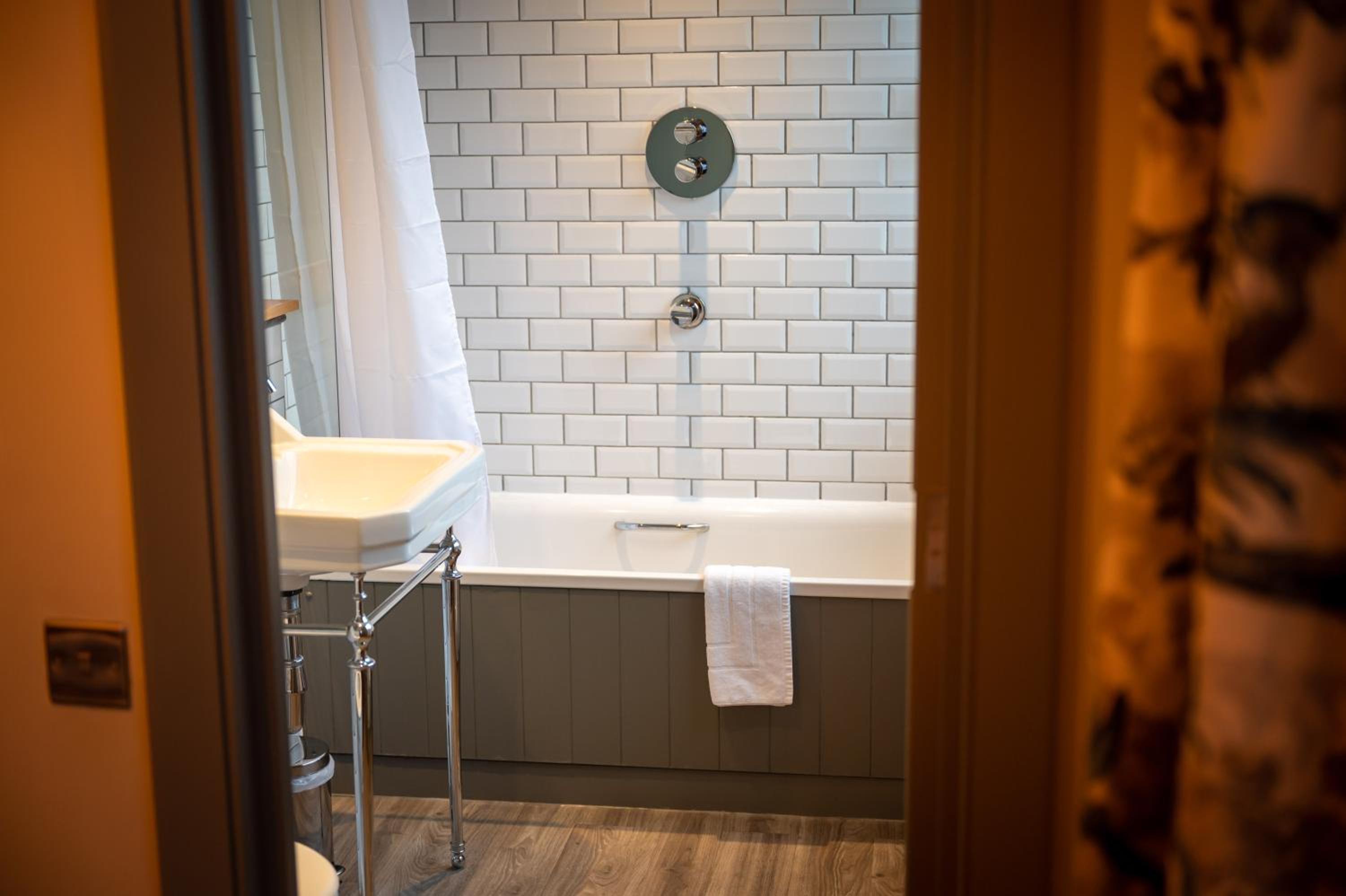Double Room - Photo 12