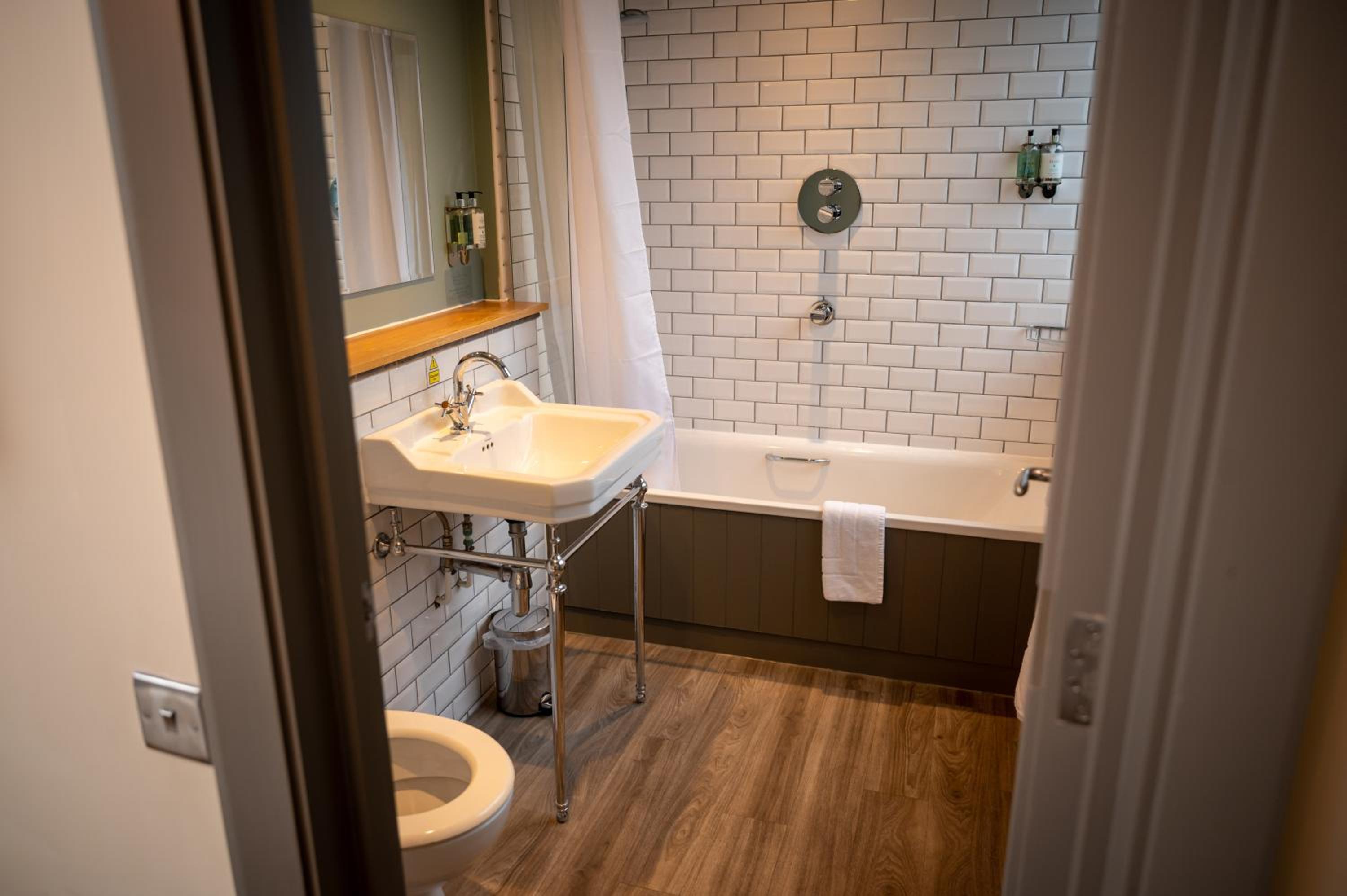 Double Room - Photo 13