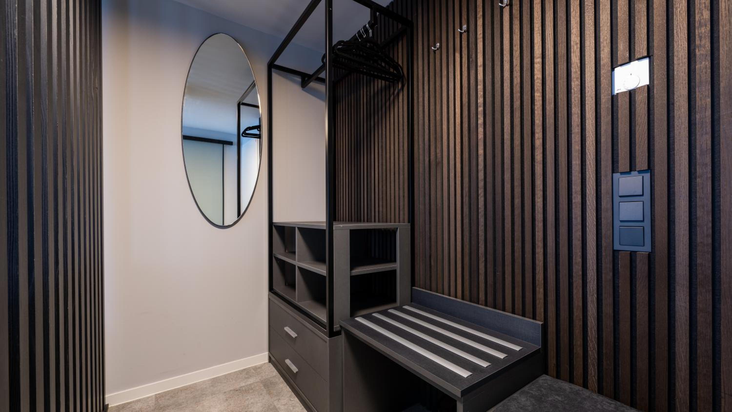 Deluxe Room - Photo 7
