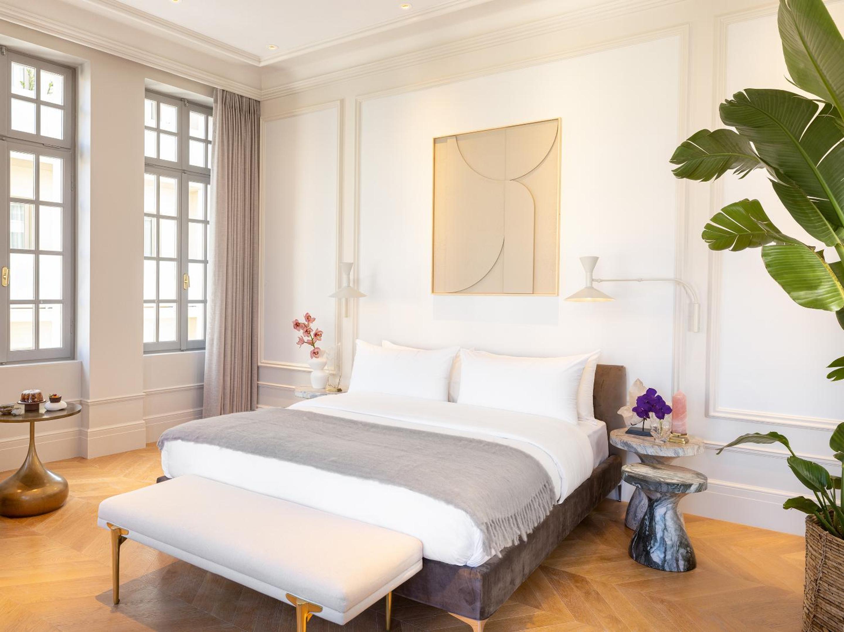 Metropolis Junior Suite