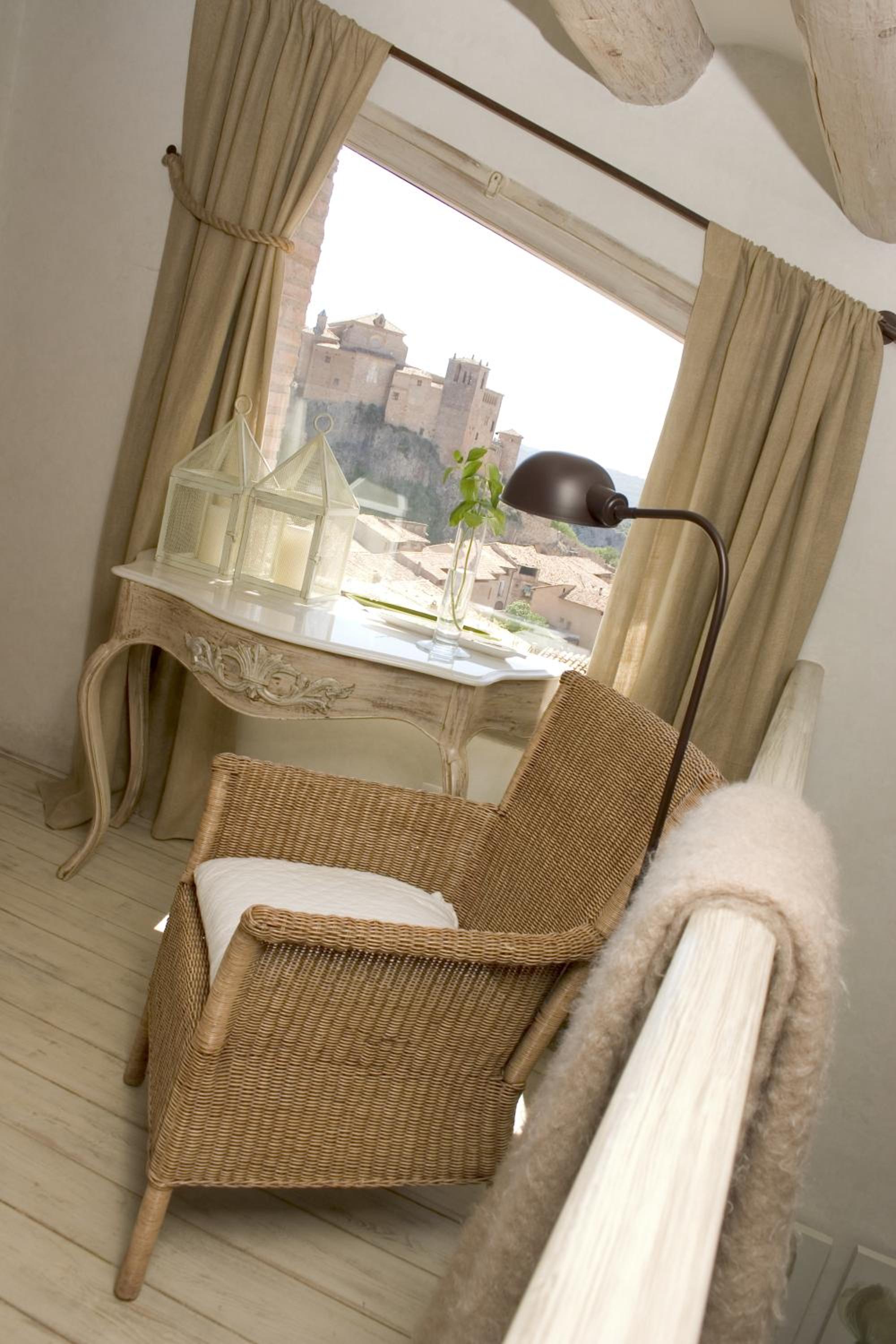 Suite - Photo 5