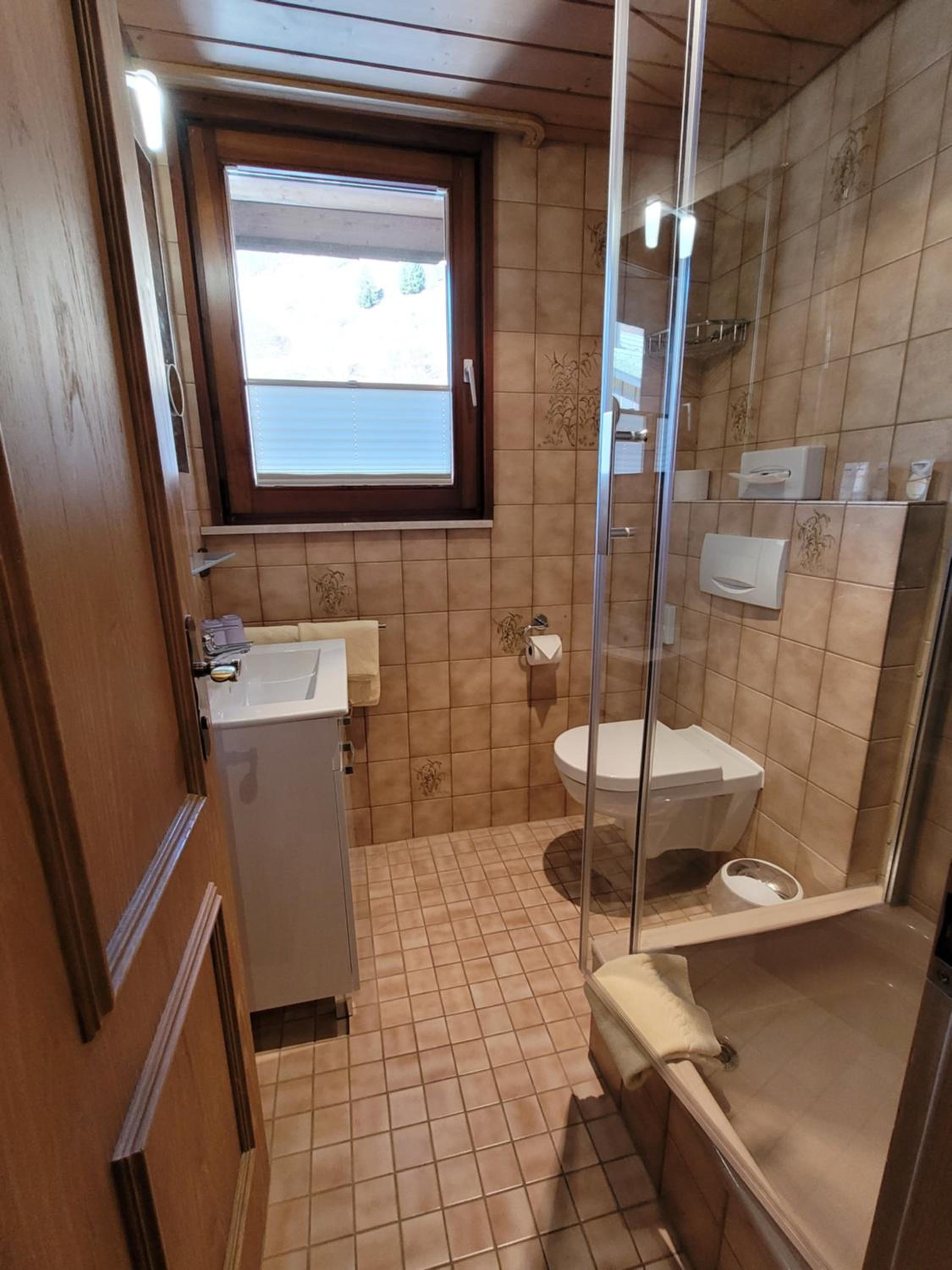 Budget Double Room photo 2