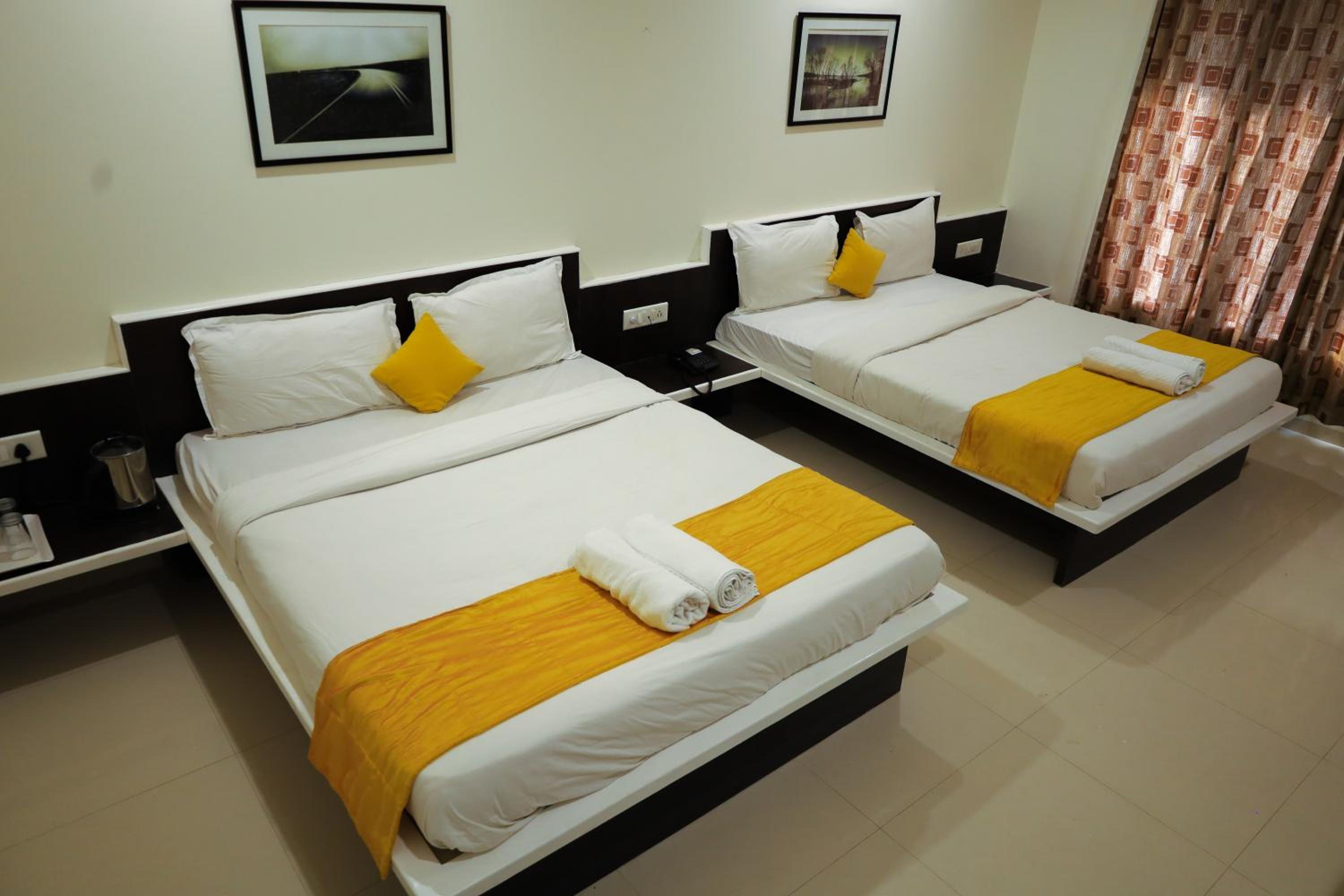 Comfort Quadruple Room - Photo 23