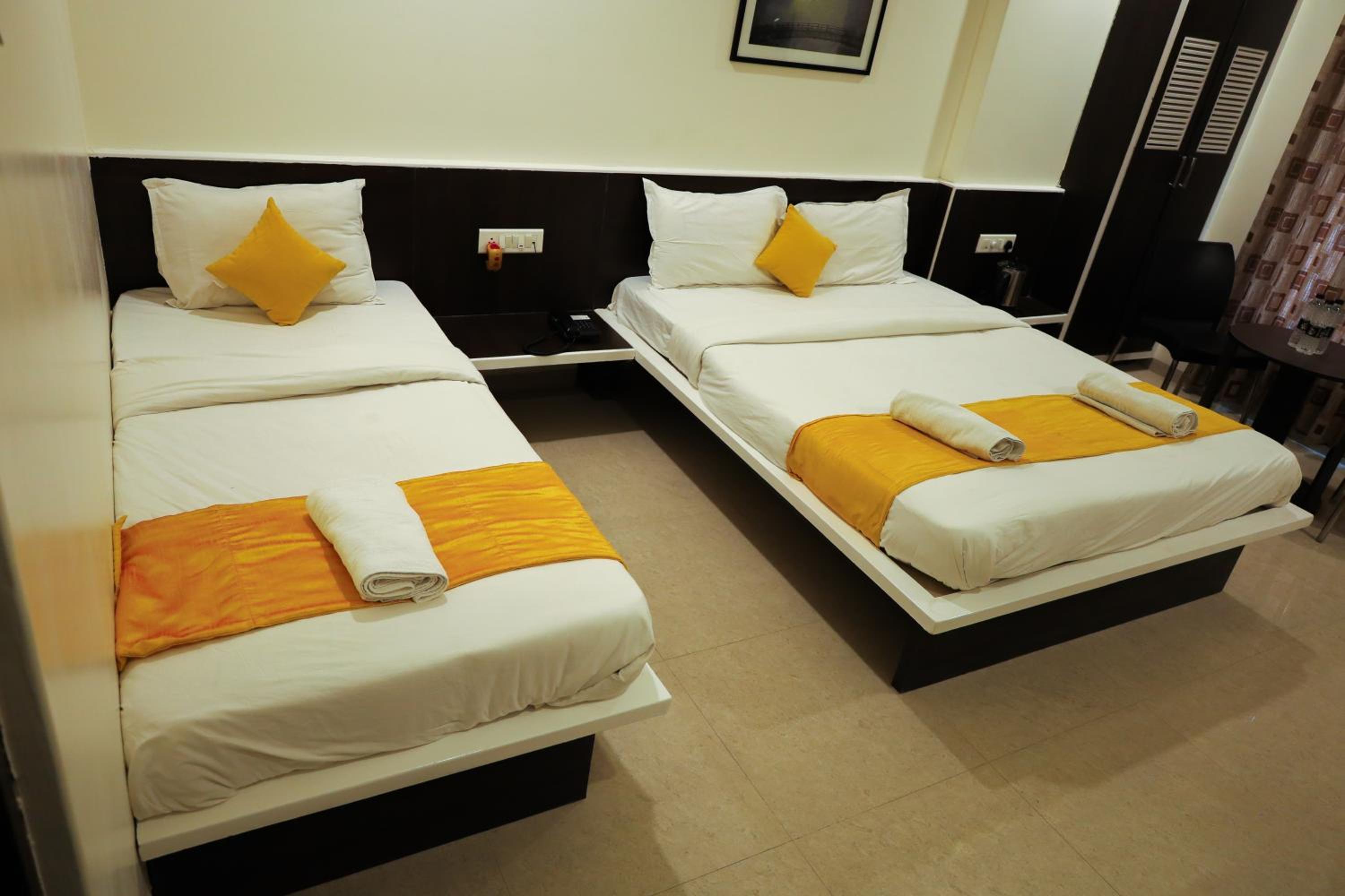 Executive Triple Room - Photo 21