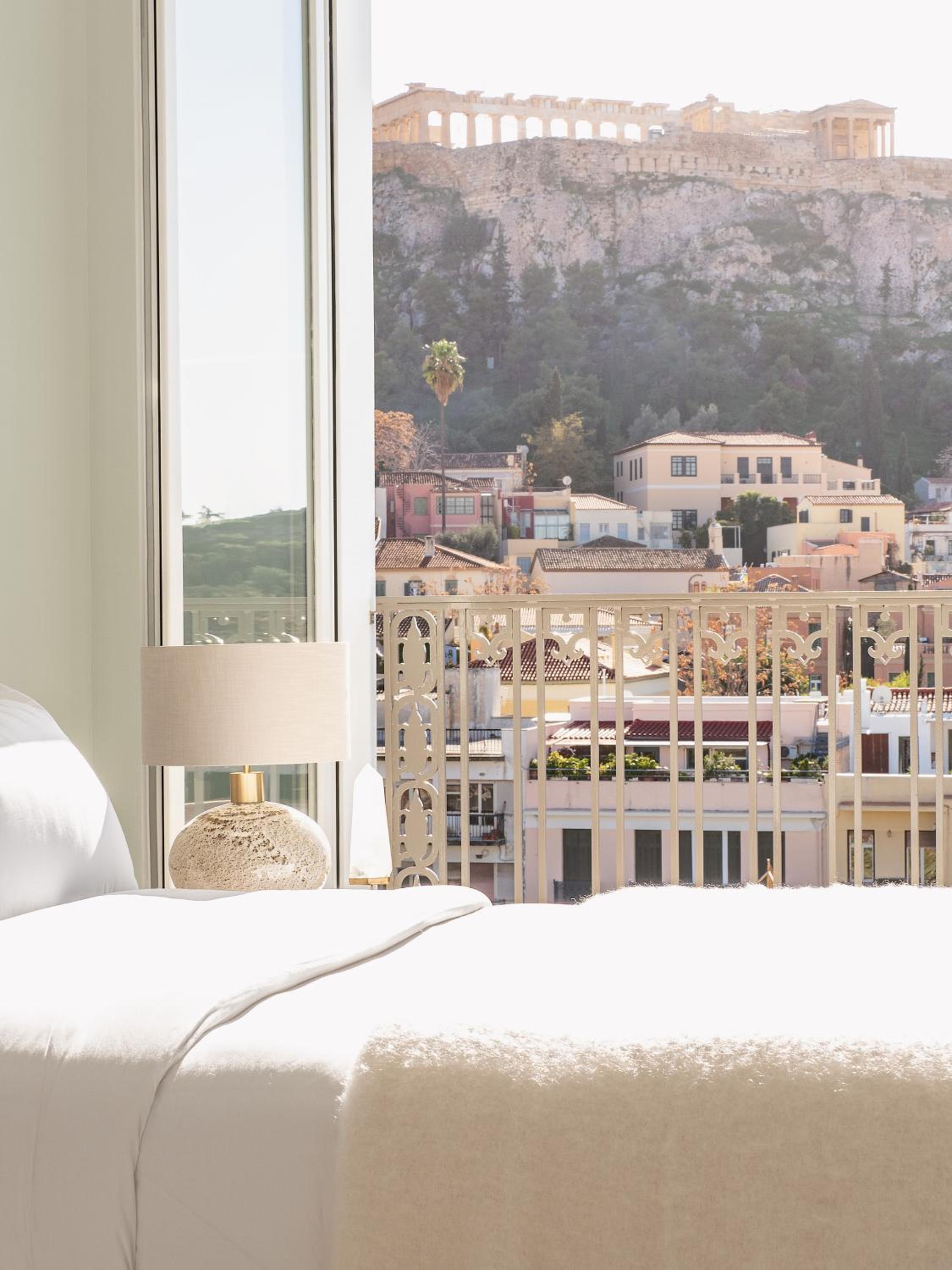 Acropolis Luxury Junior Suite thumbnail 6