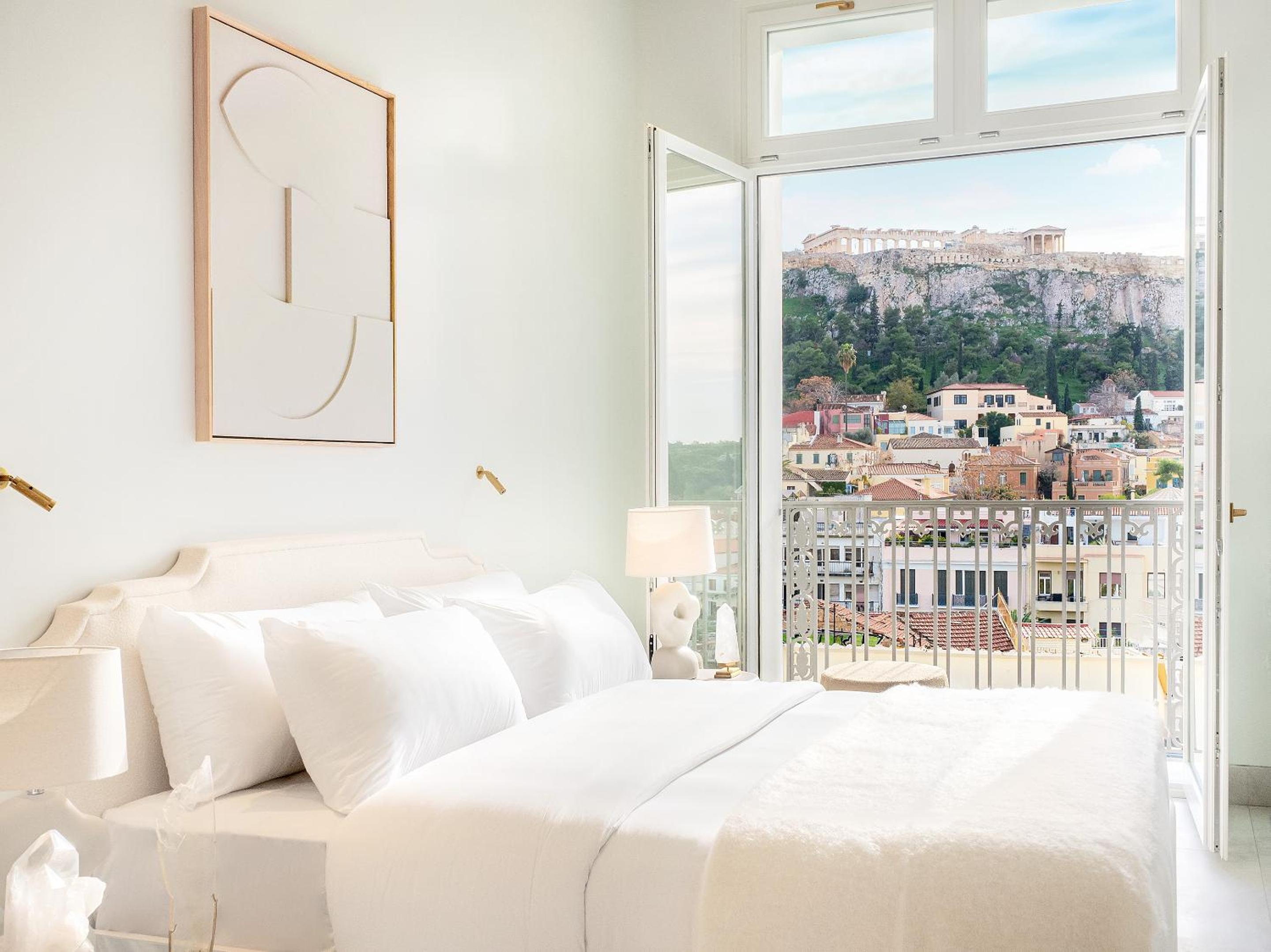 Acropolis Luxury Junior Suite