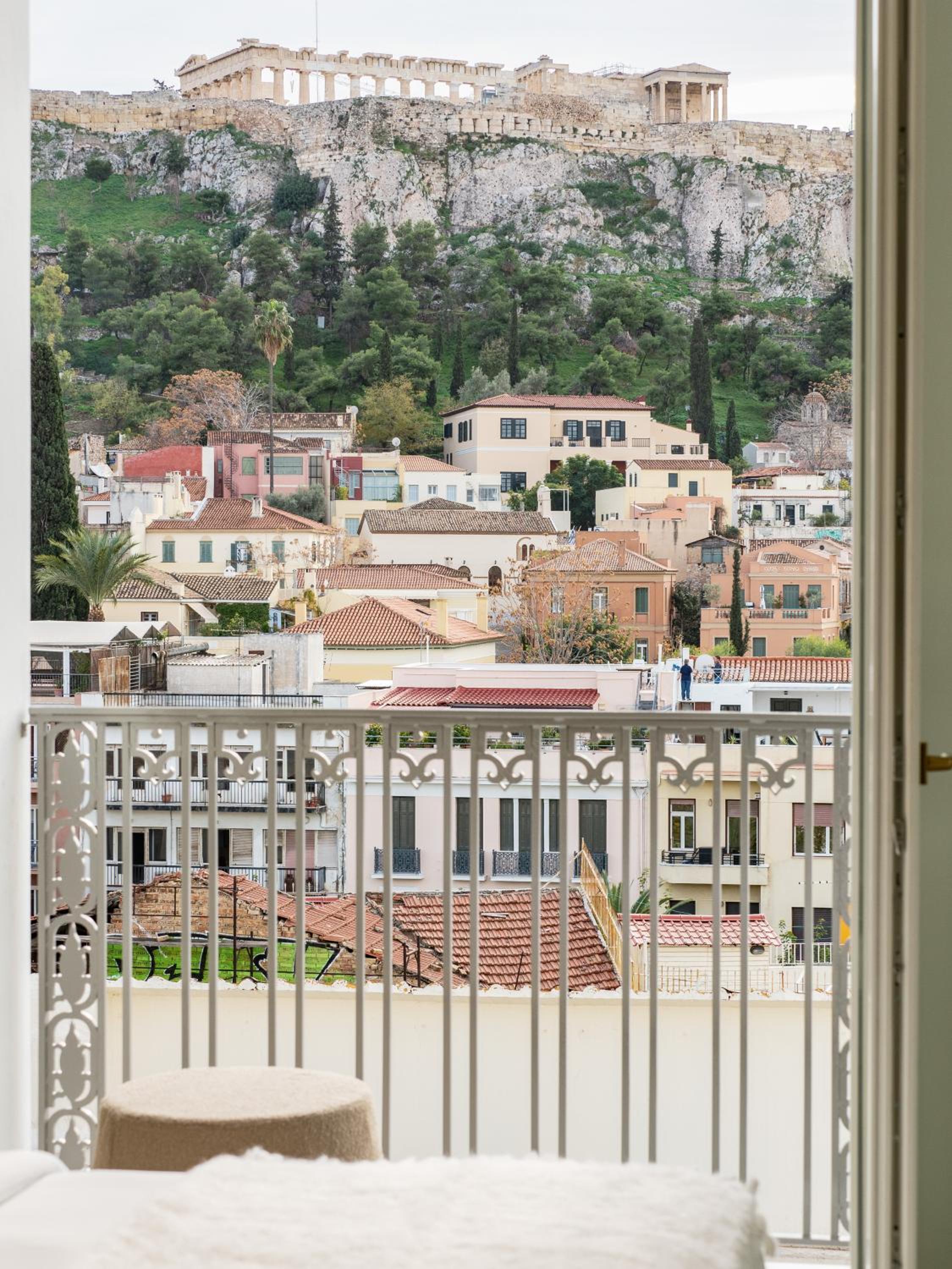 Acropolis Luxury Junior Suite thumbnail 5
