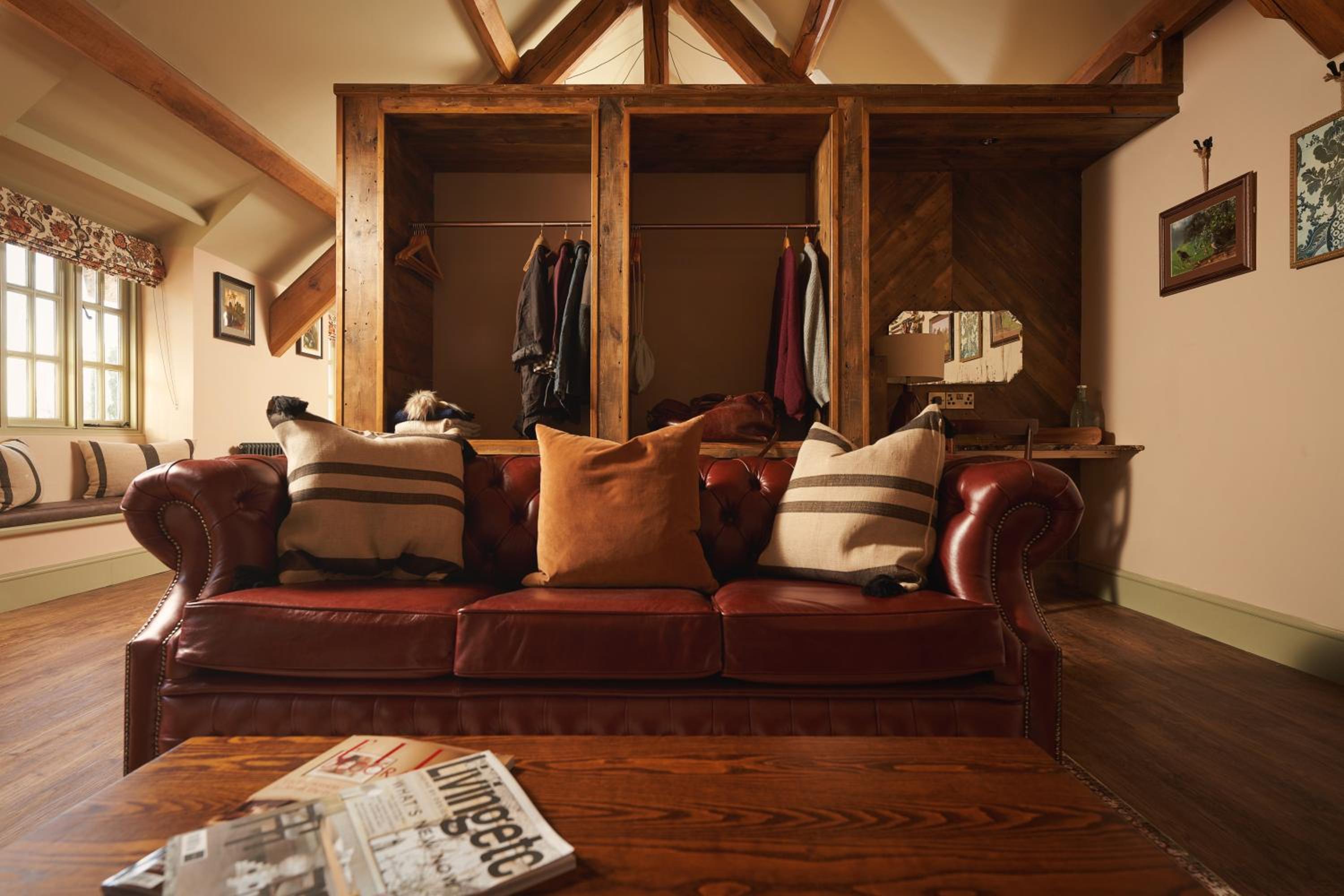 Branscombe Room photo 3