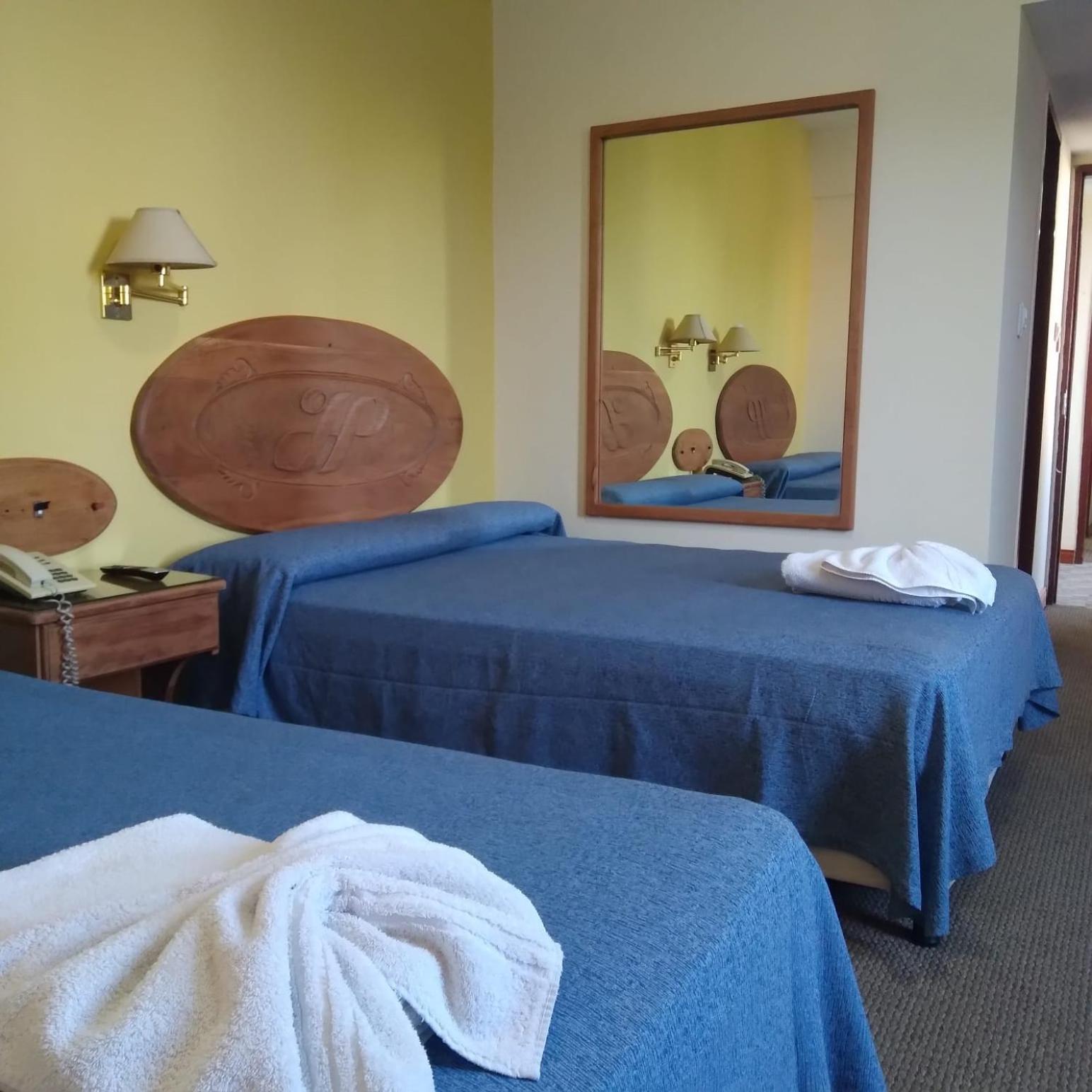 Double or Twin Room photo 2