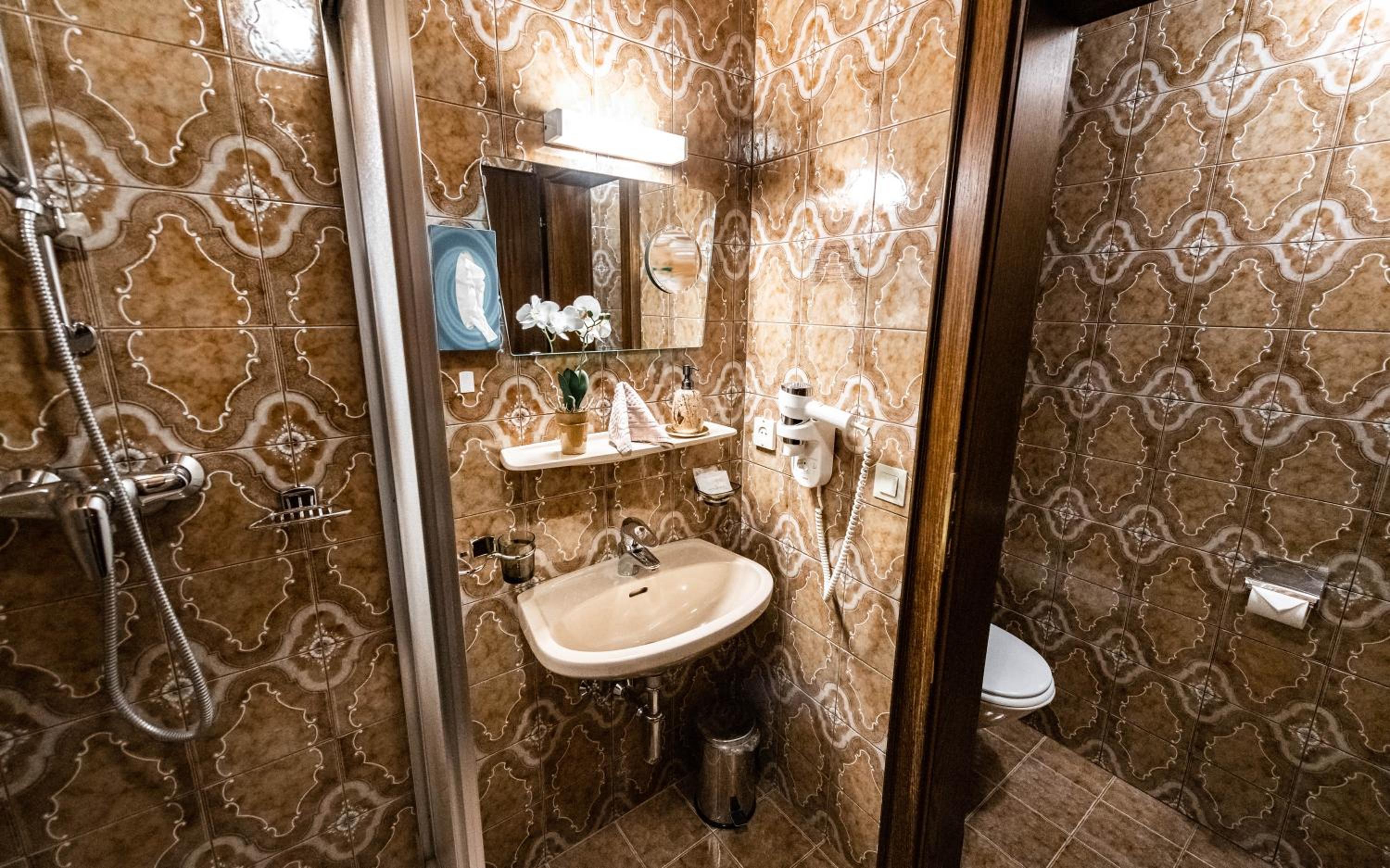 Single Room photo 3