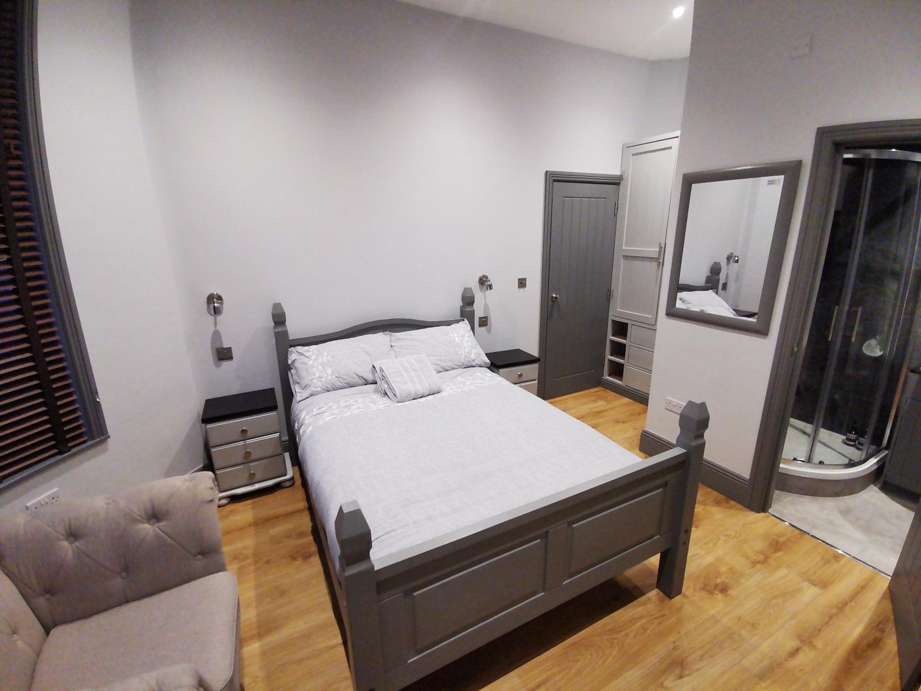 Double Room with Private Bathroom
