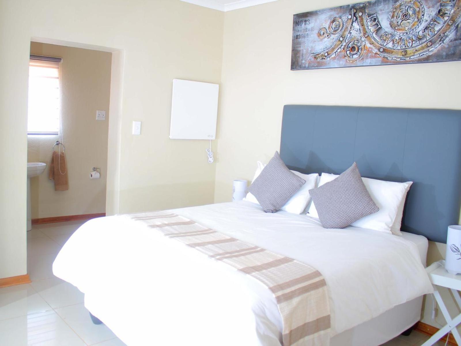 Standard Queen Room - Photo 4