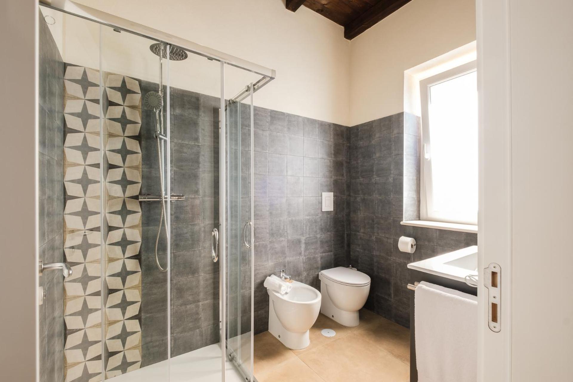 Superior Double Room - Photo 9