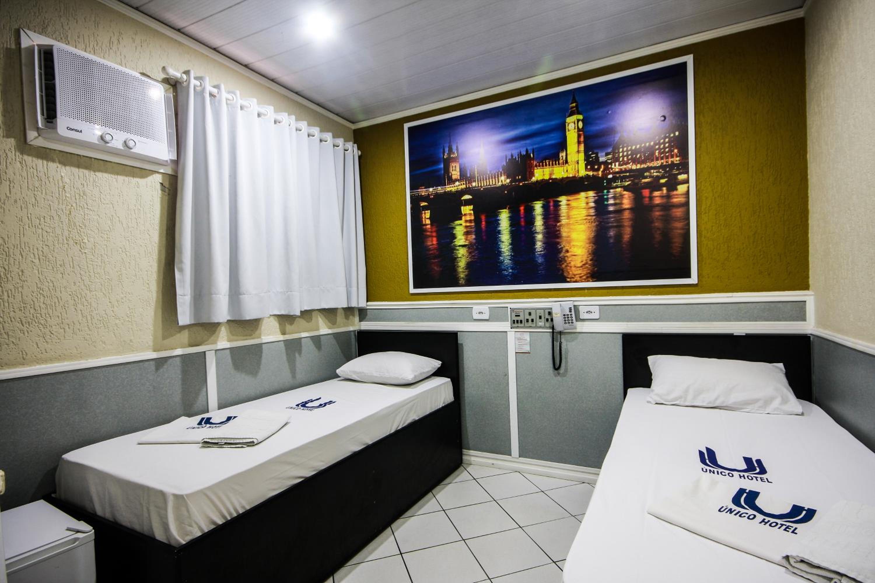 Standard Twin Room photo 2