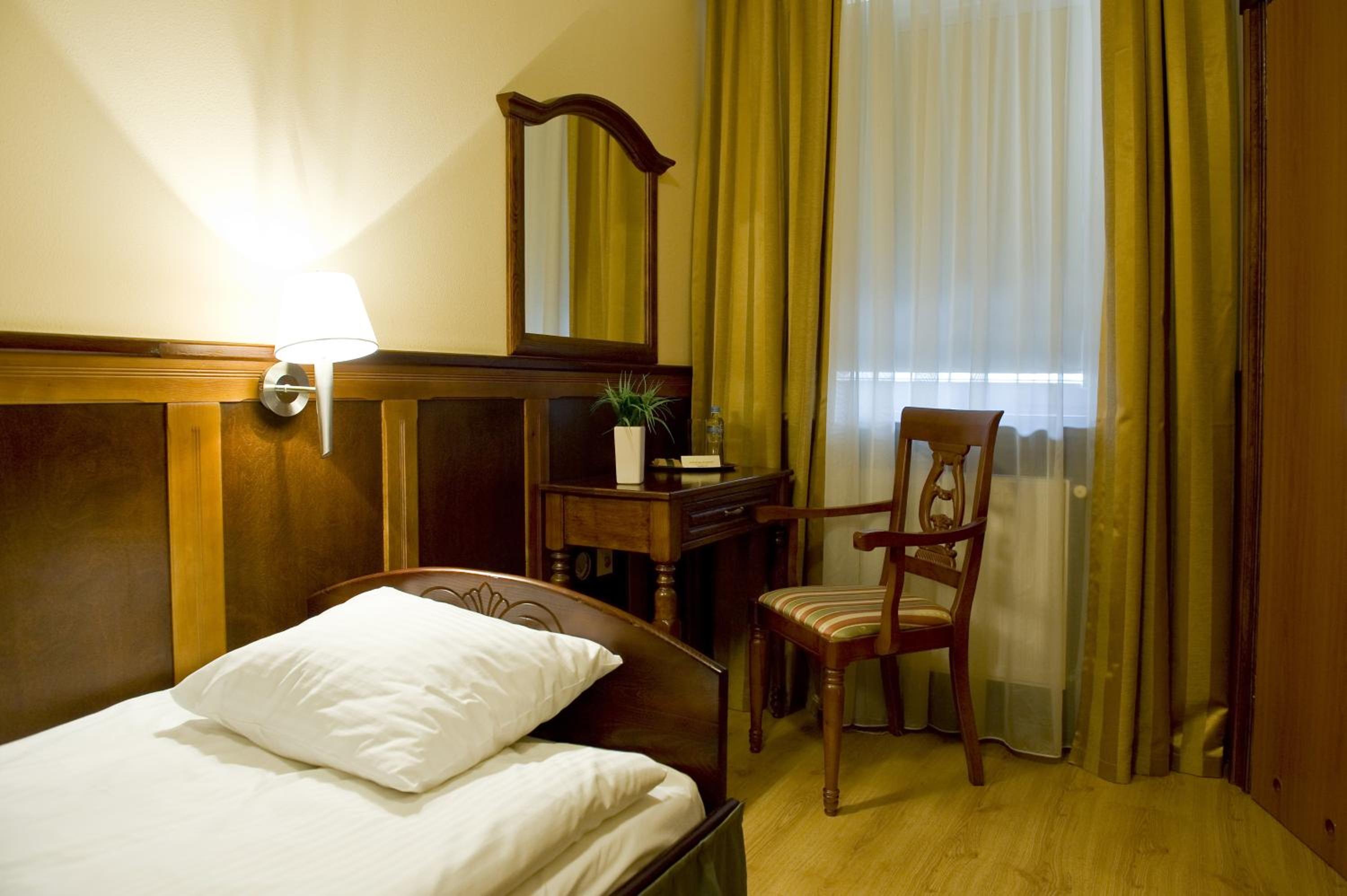 Standard Single Room photo 2