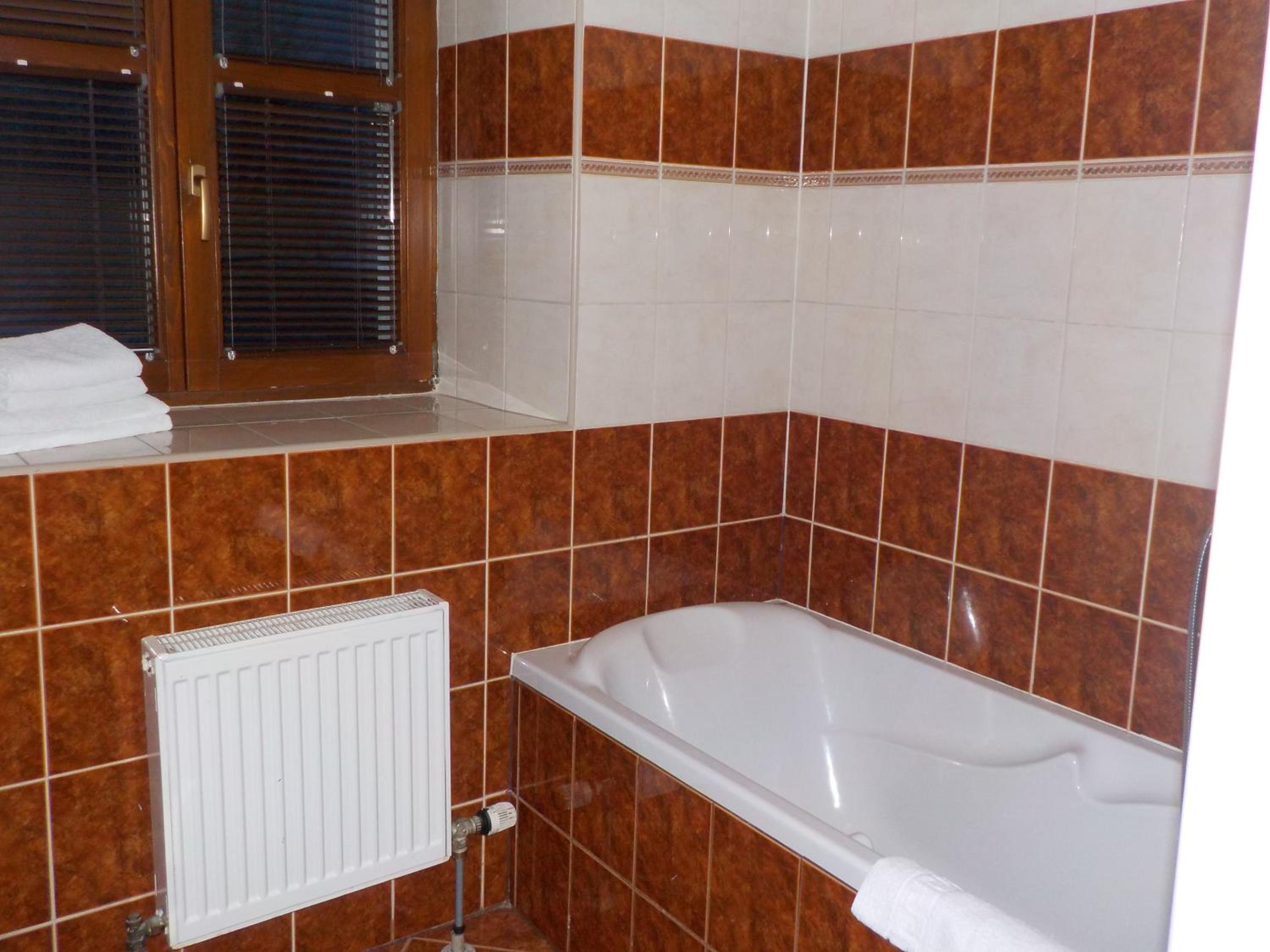 Deluxe Double Room with Extra Bed photo 3