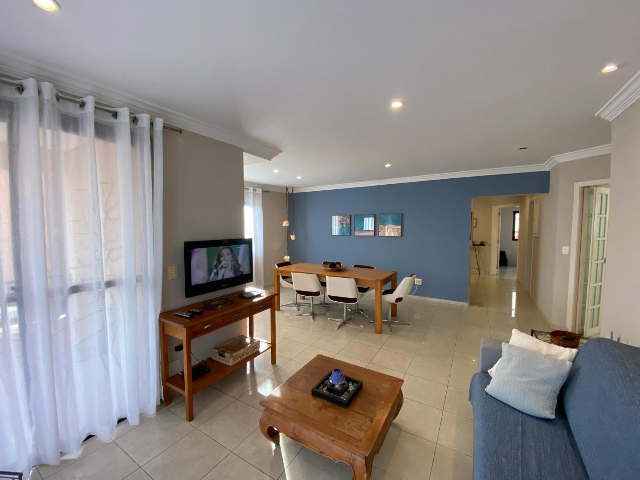 Three-Bedroom Apartment - Photo 8