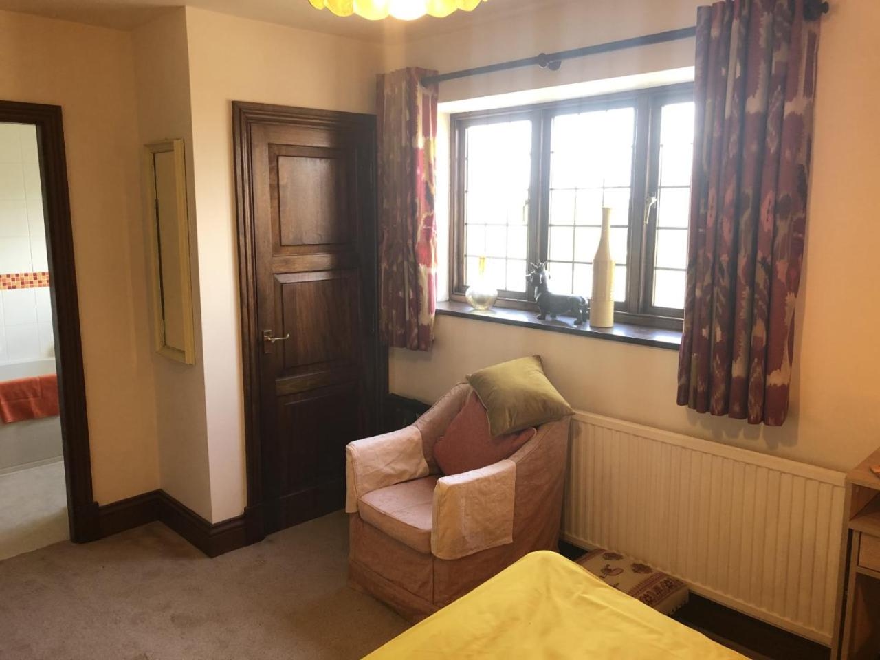 Double Room with Private Bathroom photo 3