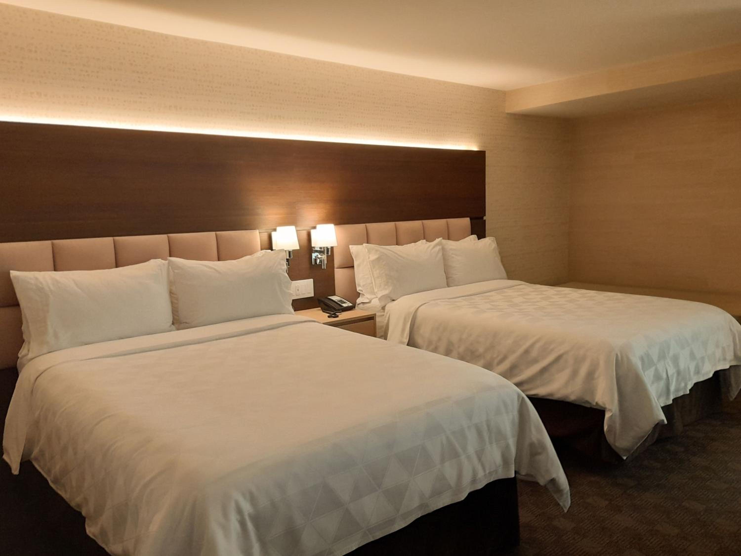 Standard Double Room with Two Double Beds - Photo 10