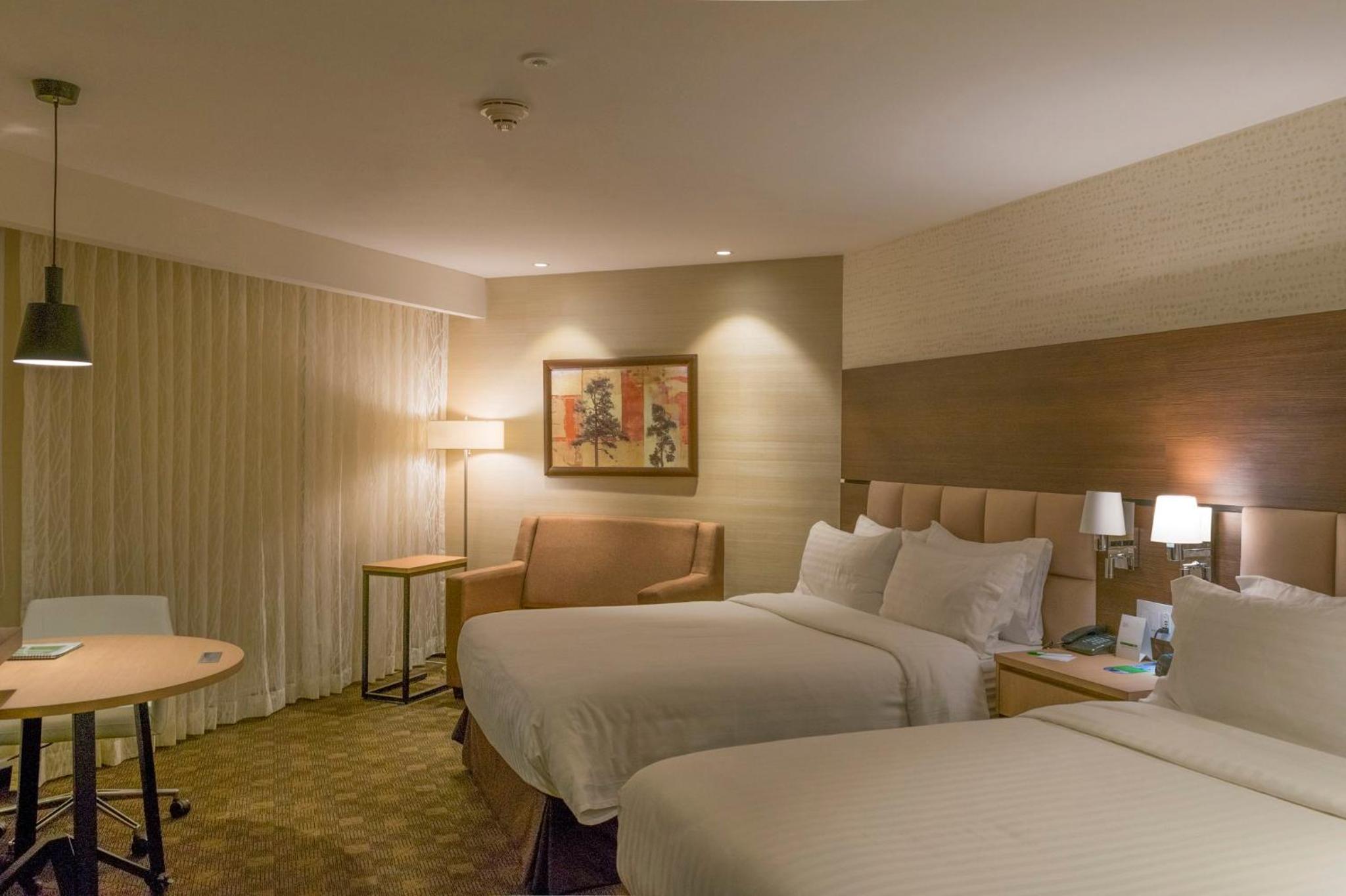 Standard Double Room with Two Double Beds - Photo 12