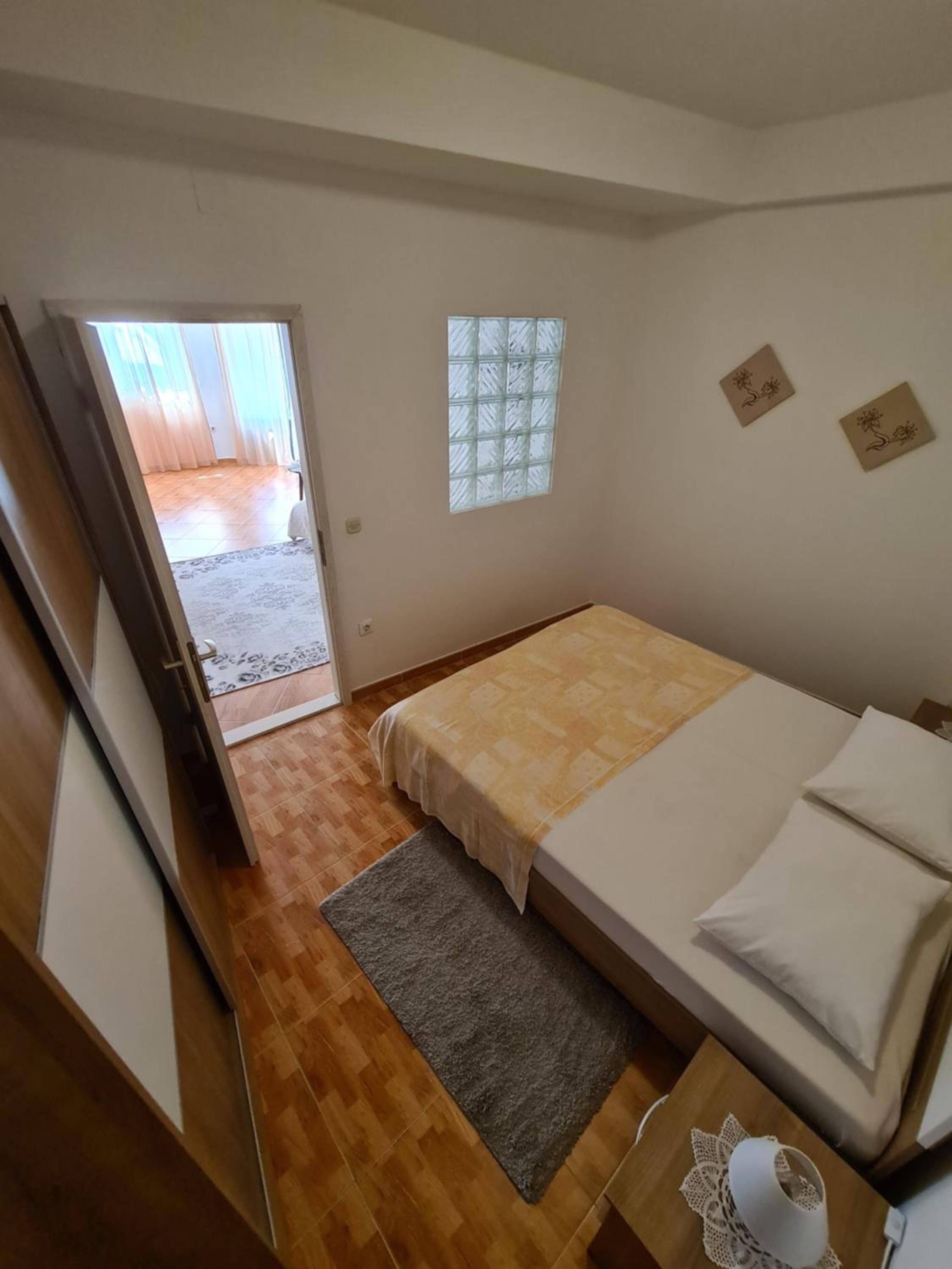 Apartment - Photo 3