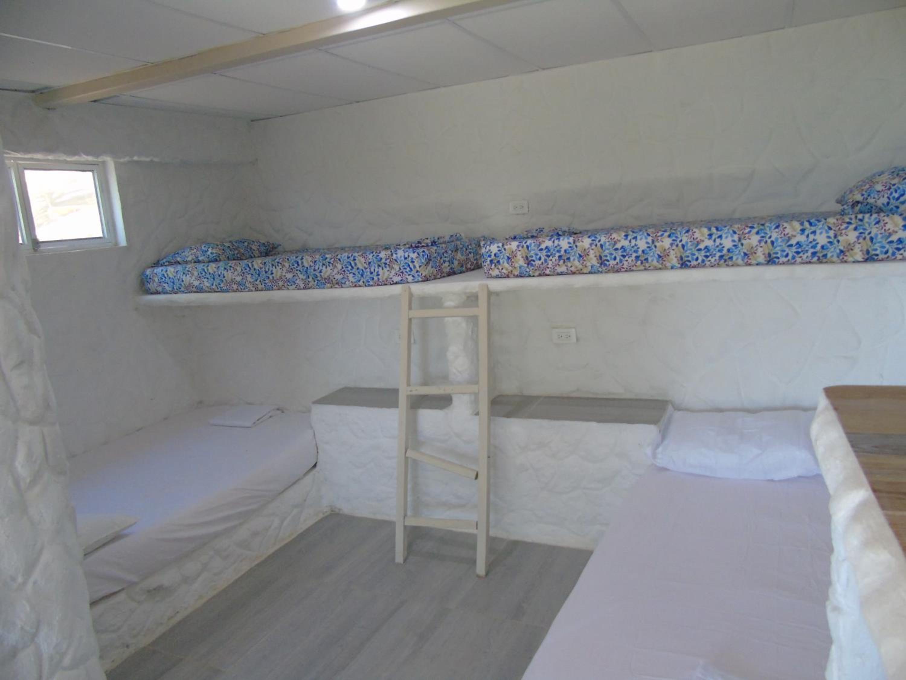 Quadruple Room with Sea View photo 1