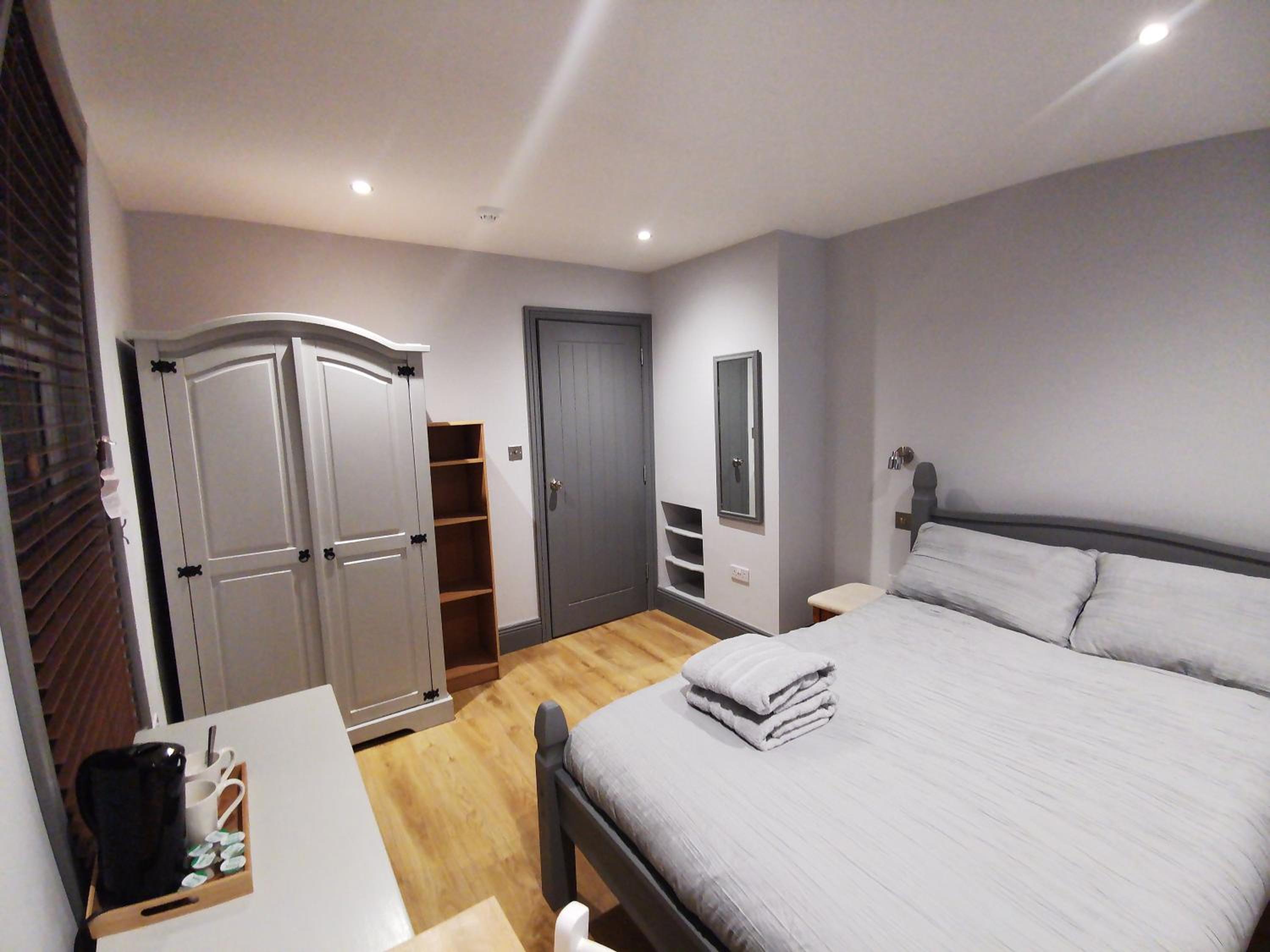 Double Room with Shared Bathroom