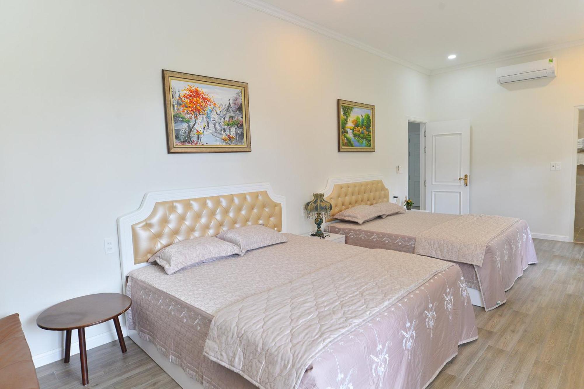 King Room with Two King Beds
