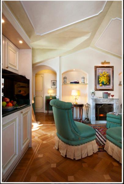 Suite with Terrace thumbnail 5